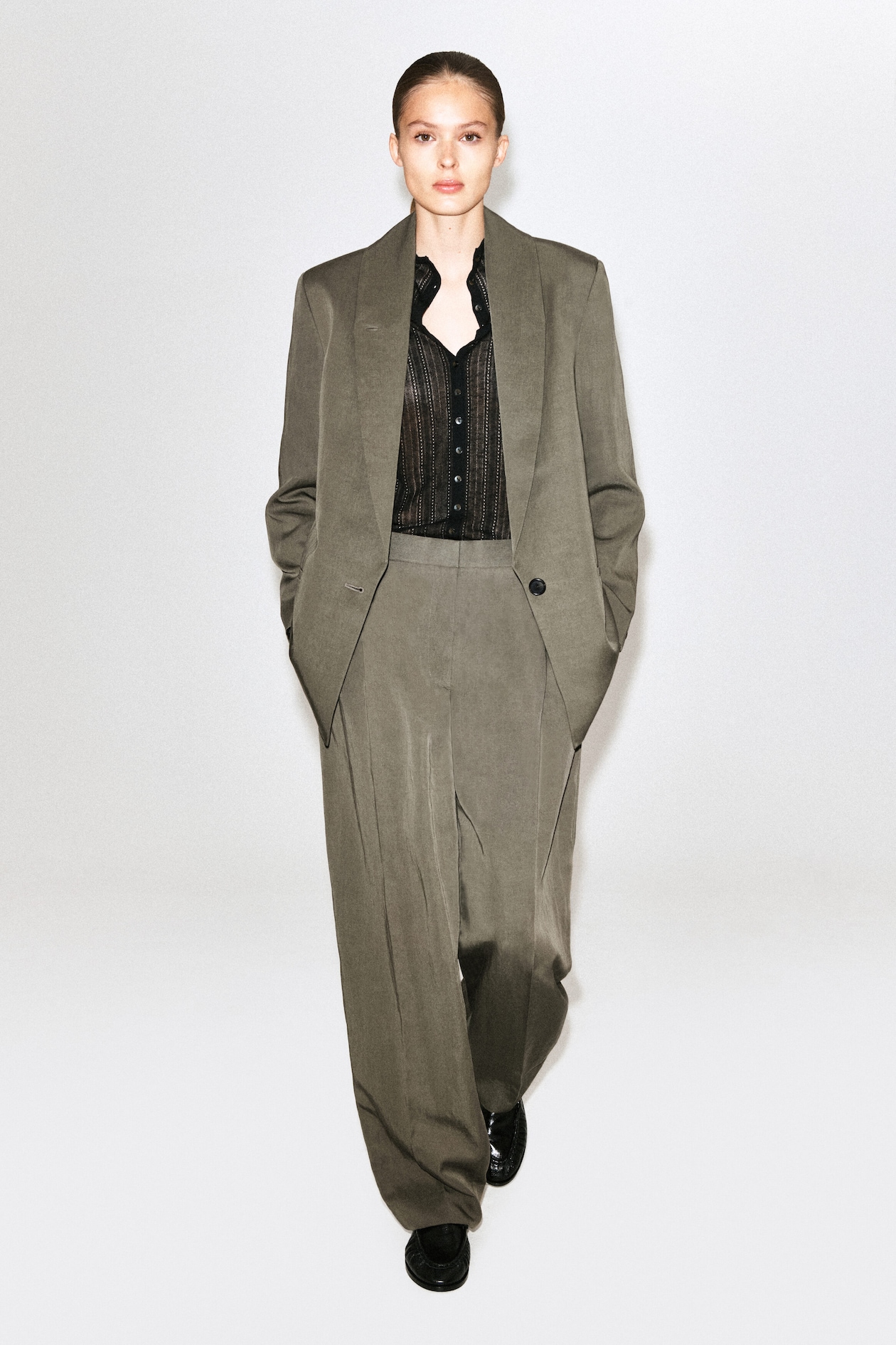 FLUID PLEATED STRAIGHT-LEG PANTS — DARK BEIGE