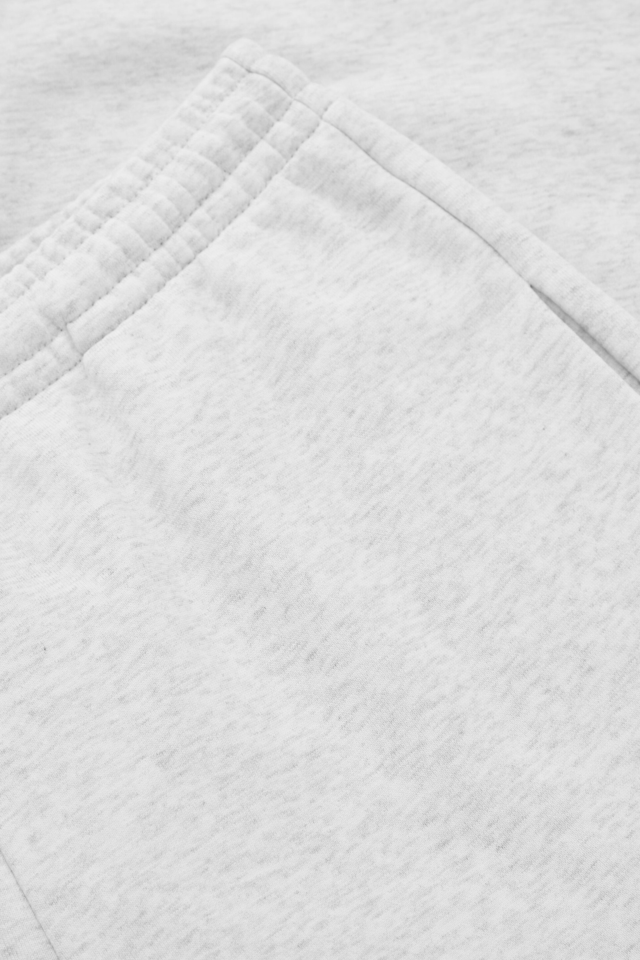 StillMedia/DescriptiveDetail