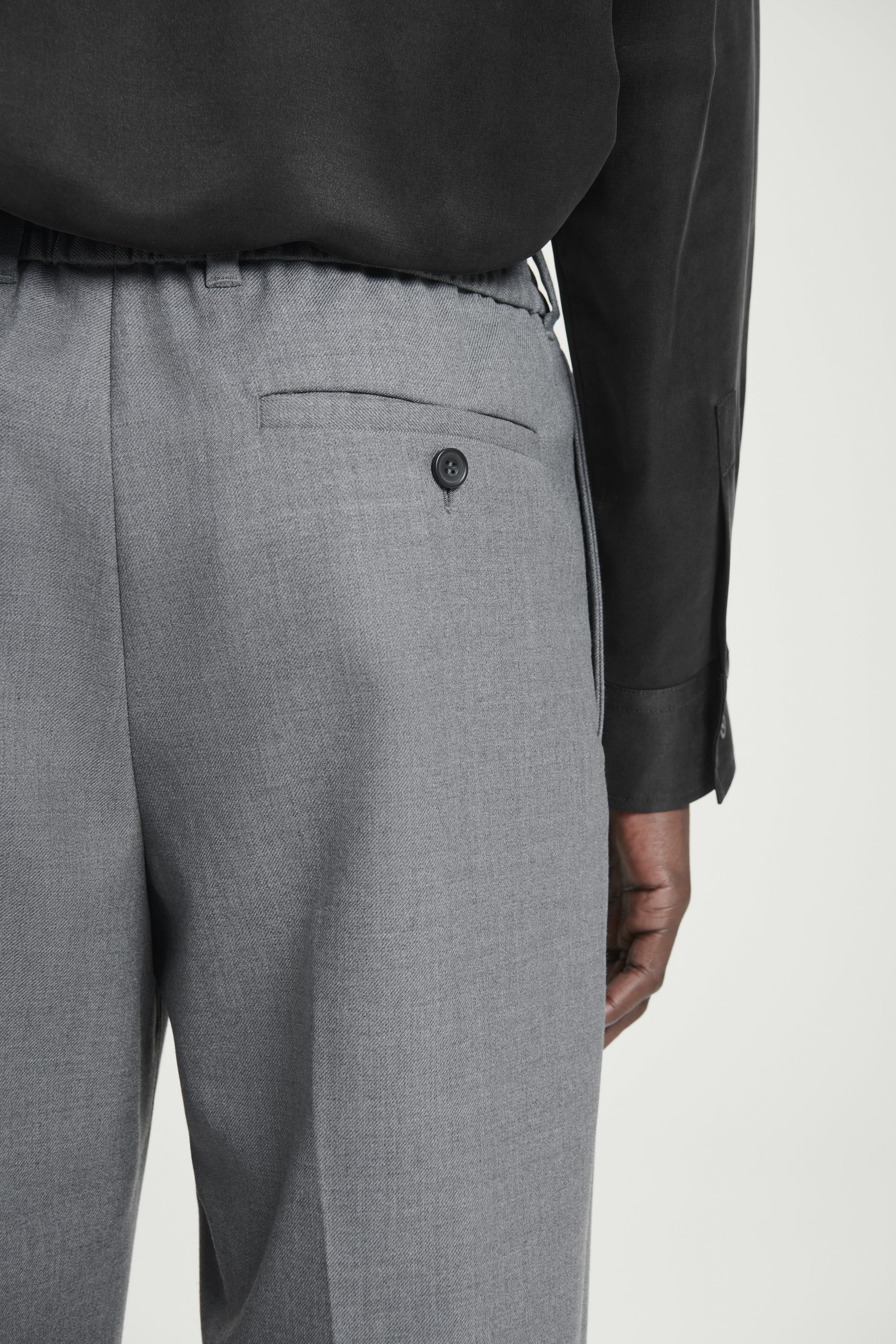 View larger image: TURN-UP WOOL-BLEND STRAIGHT-LEG TROUSERS - GREY MÉLANGE - Men | H&M GB 5