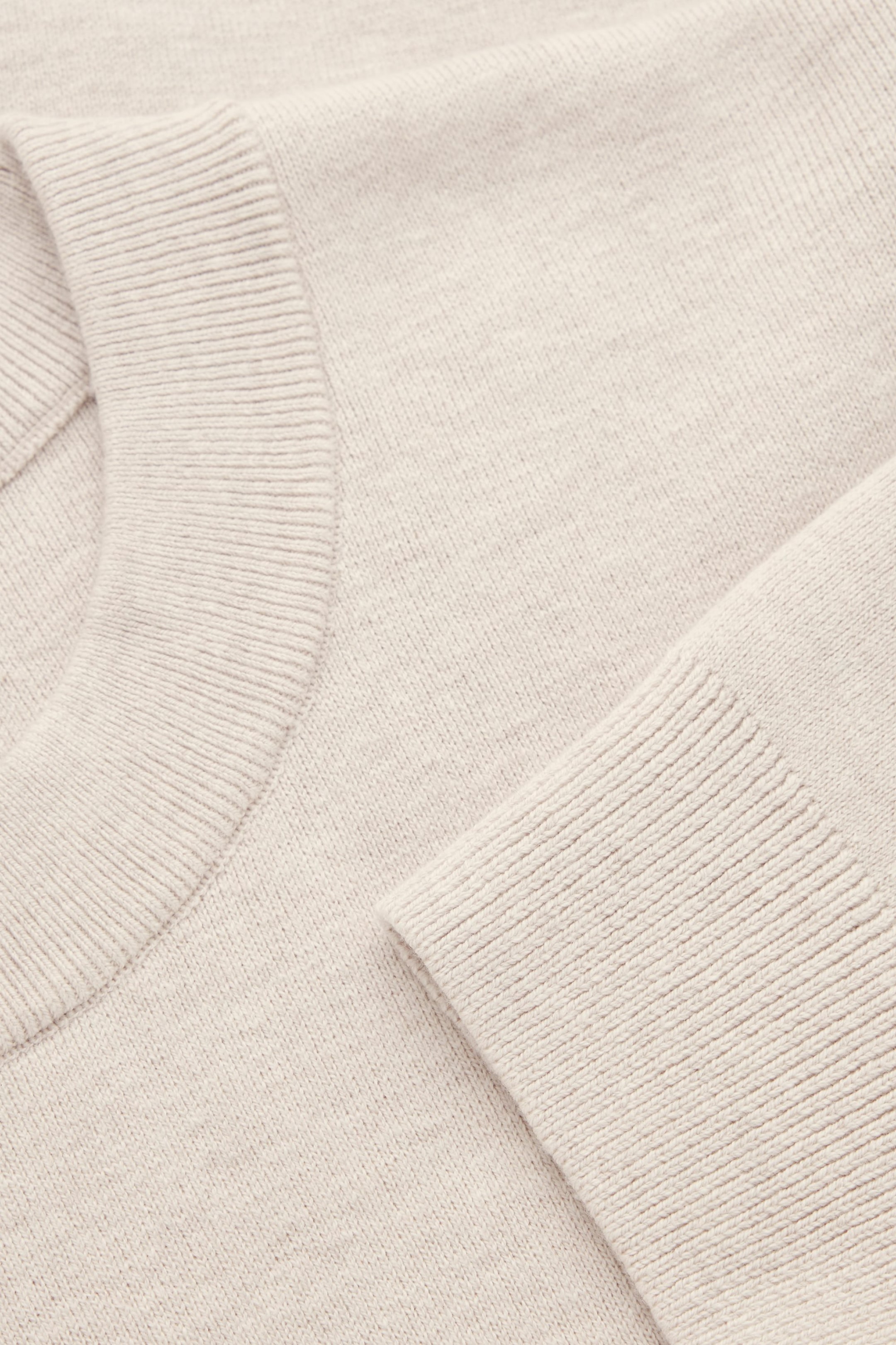 StillMedia/DescriptiveDetail