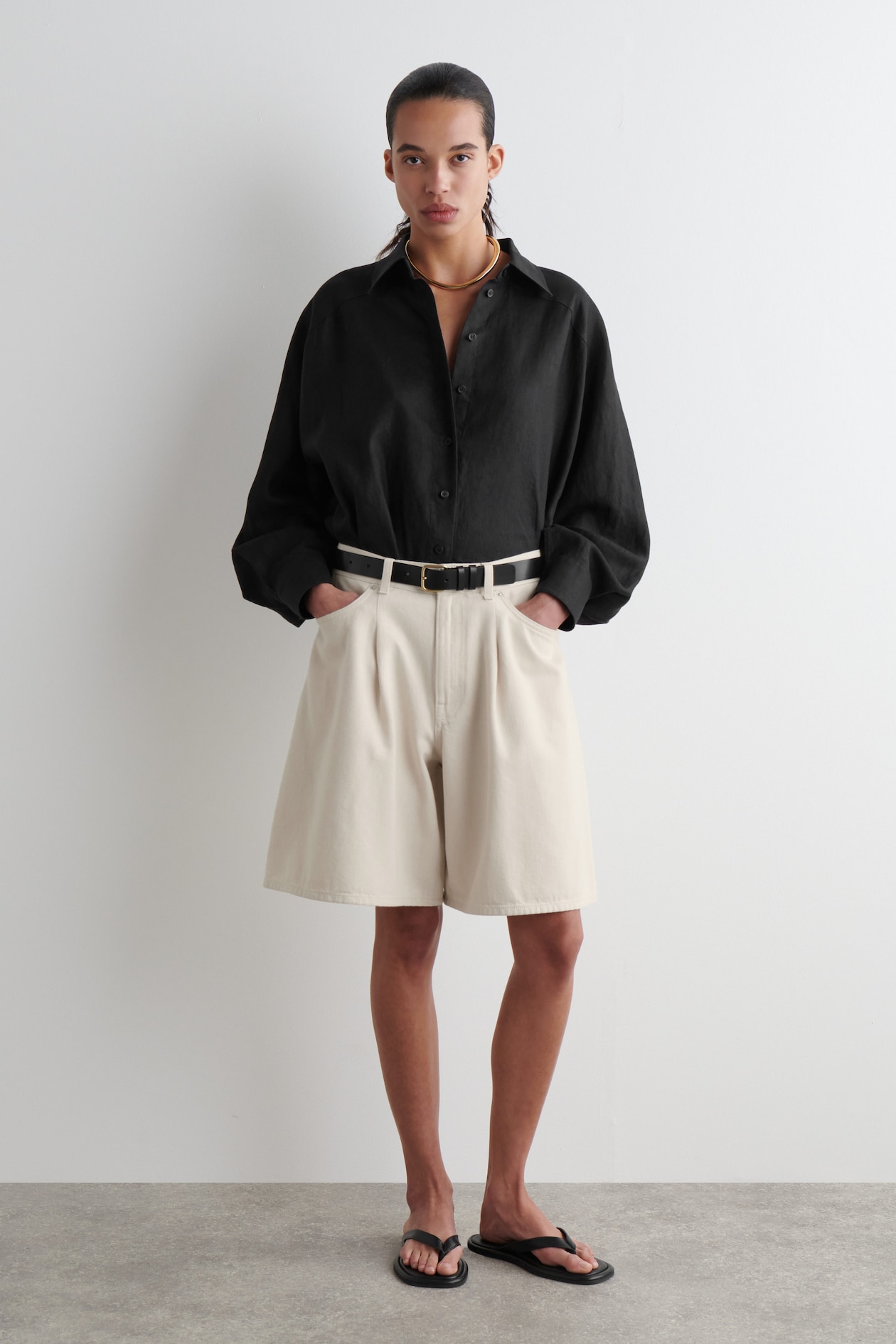 WIDE-LEG DENIM SHORTS - CHALK | COS
