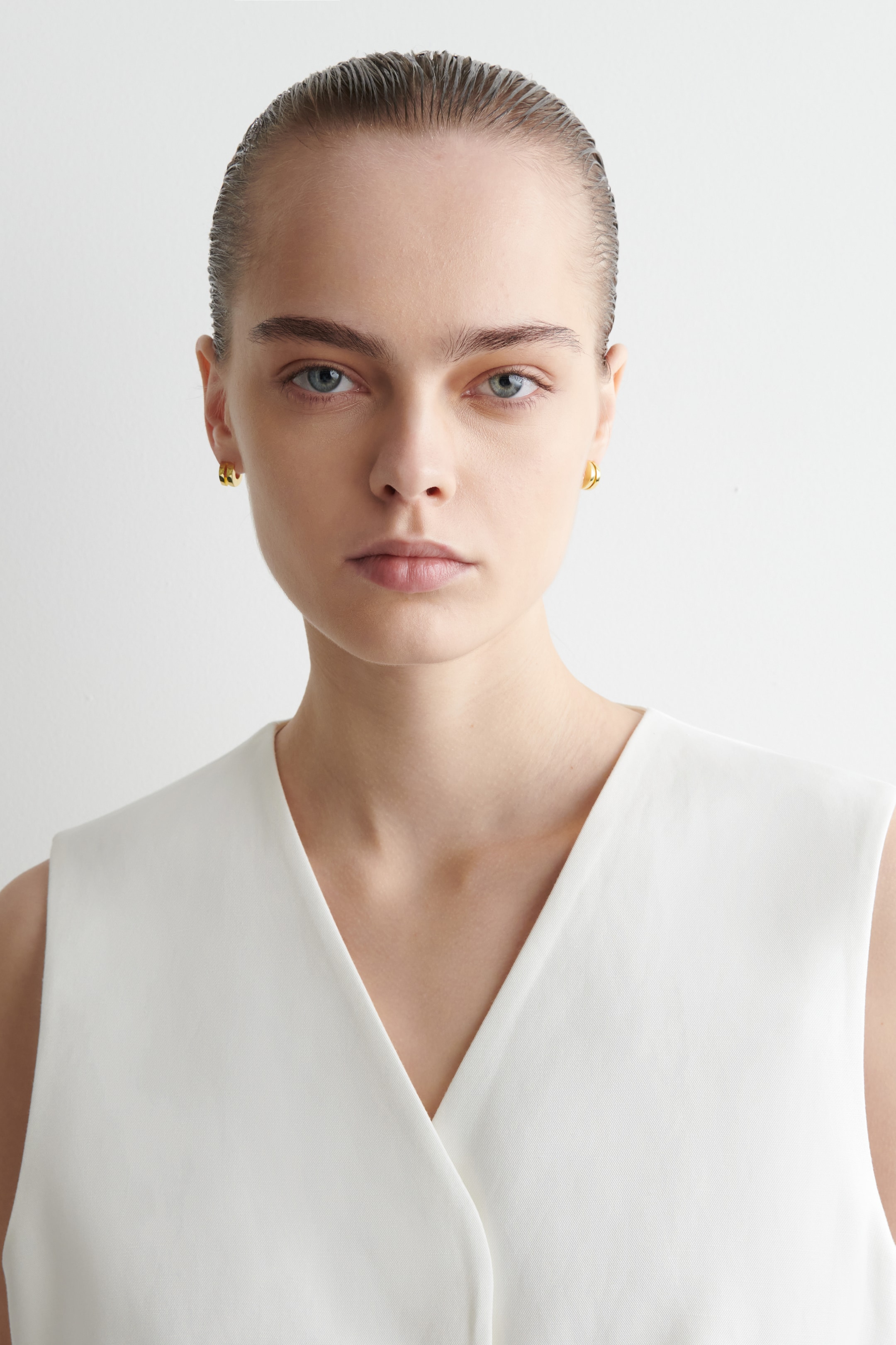 Visualizza immagine più grande: ORECCHINI MINI A DOPPIO CERCHIO - ORO - DONNA | H&M IT 1