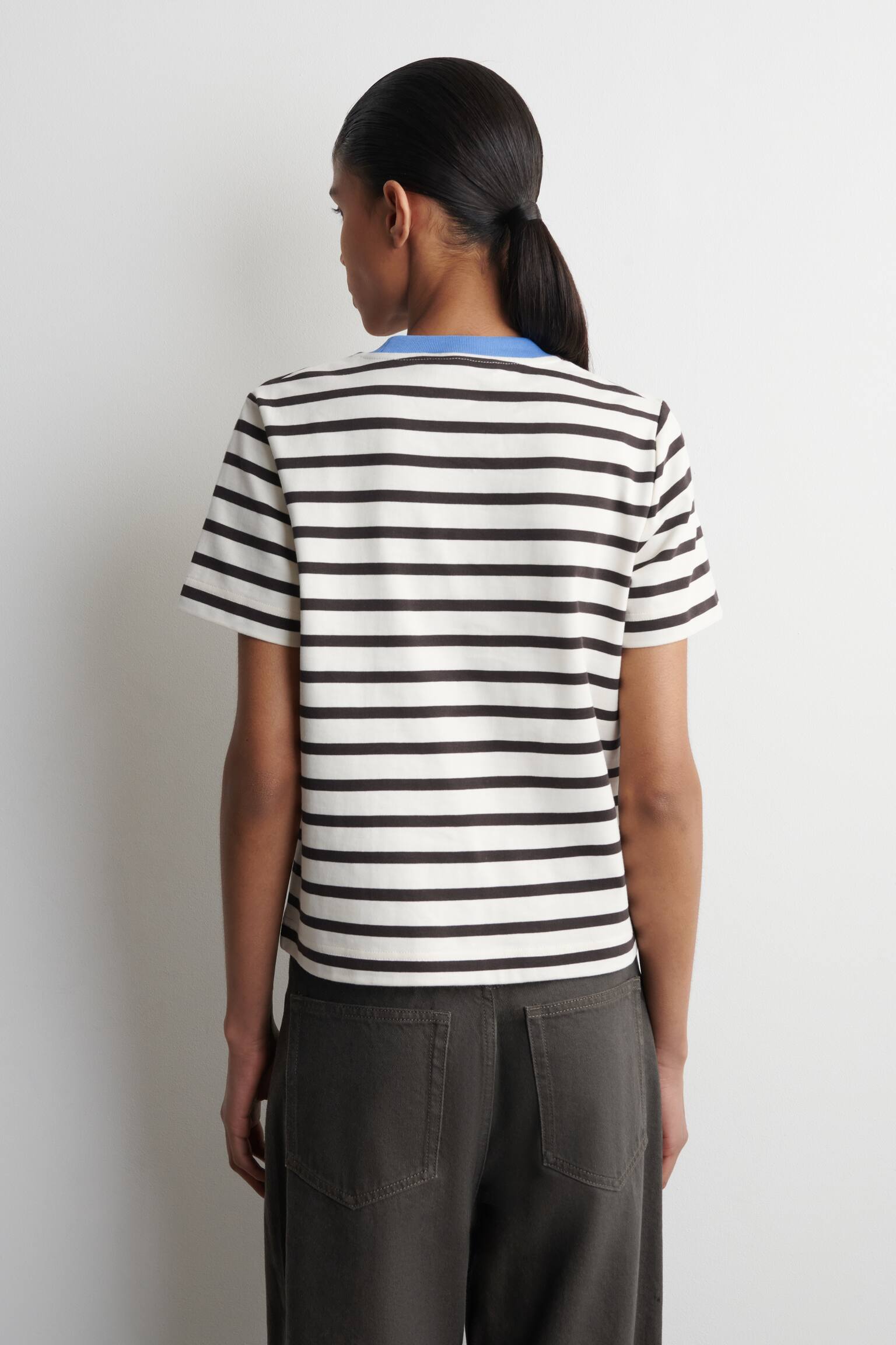 KLASYCZNY T-SHIRT - CZARNY / BIAŁY / W PASKI/CIEMNOCZERWONY/BIAŁY/CZARNY - 4