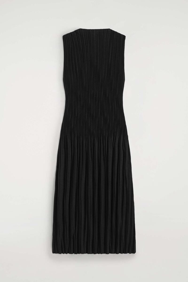 Pleated Jacquard Sleeveless Maxi Dress
