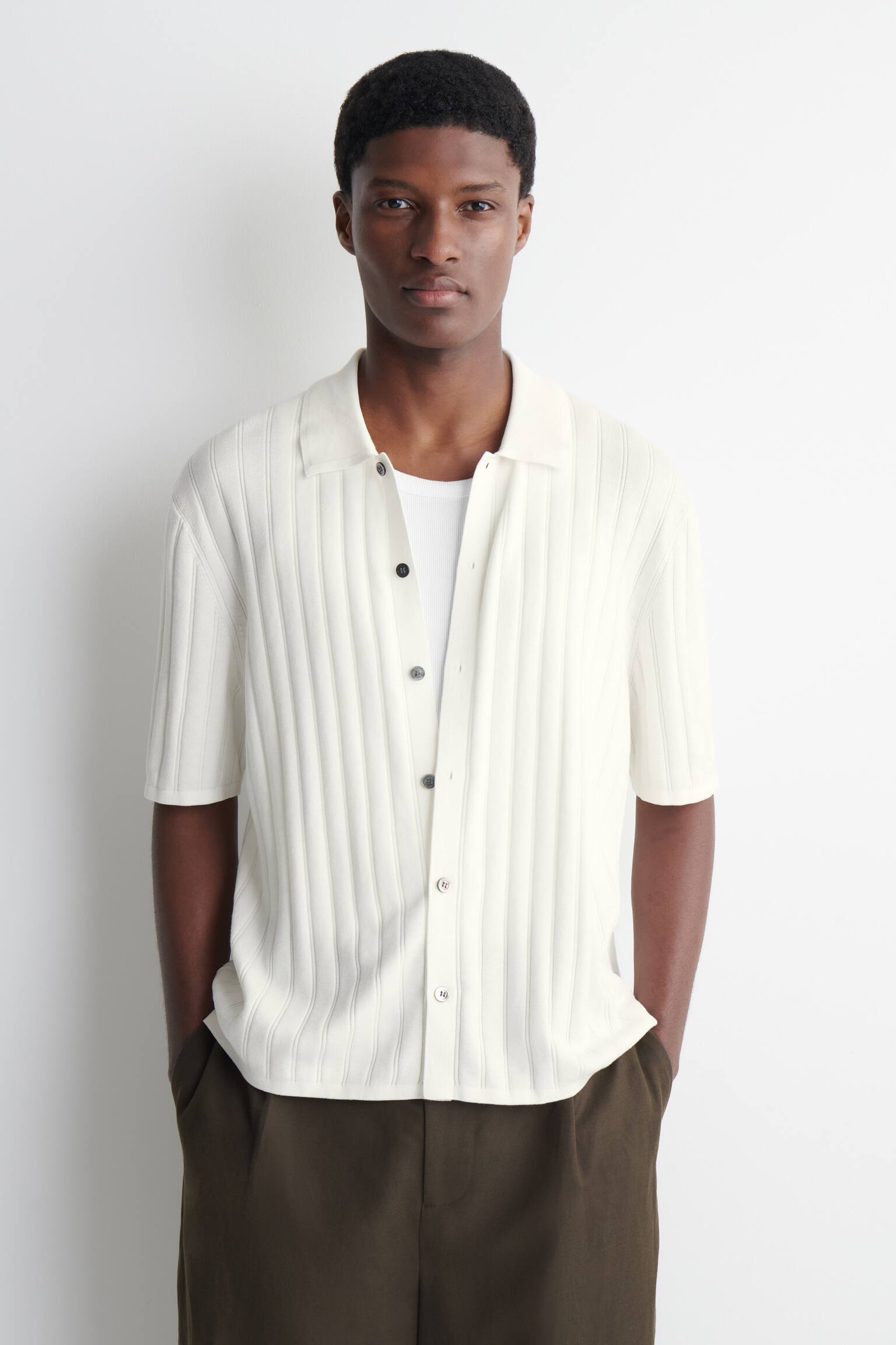 CAMICIA IN MAGLIA DI COTONE A COSTE - BIANCO/MARRONE SCURO - 1