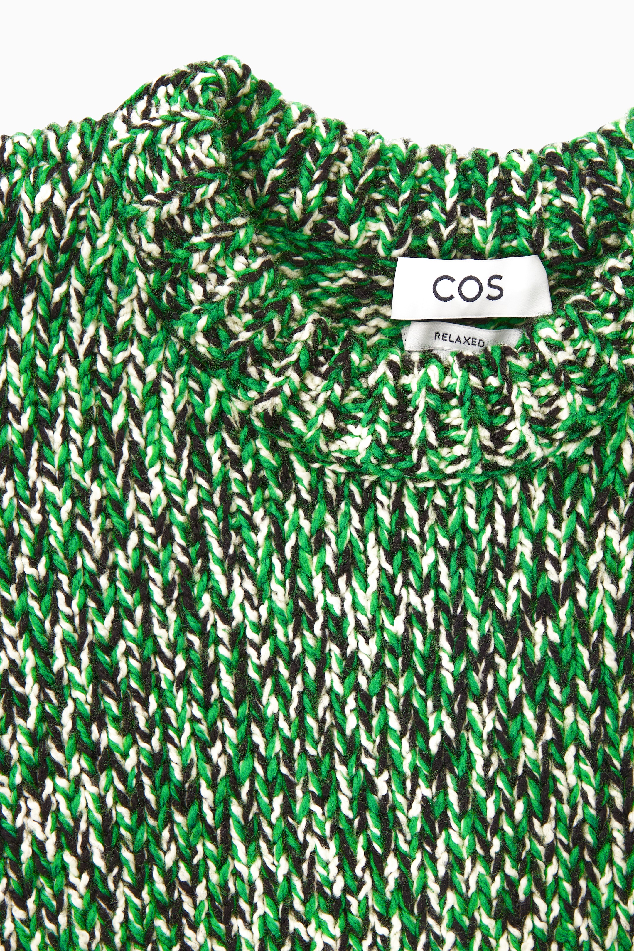 View larger image: TRI-TONE WOOL CREW-NECK JUMPER - GREEN / BLACK / WHITE - Men | H&M GB 2