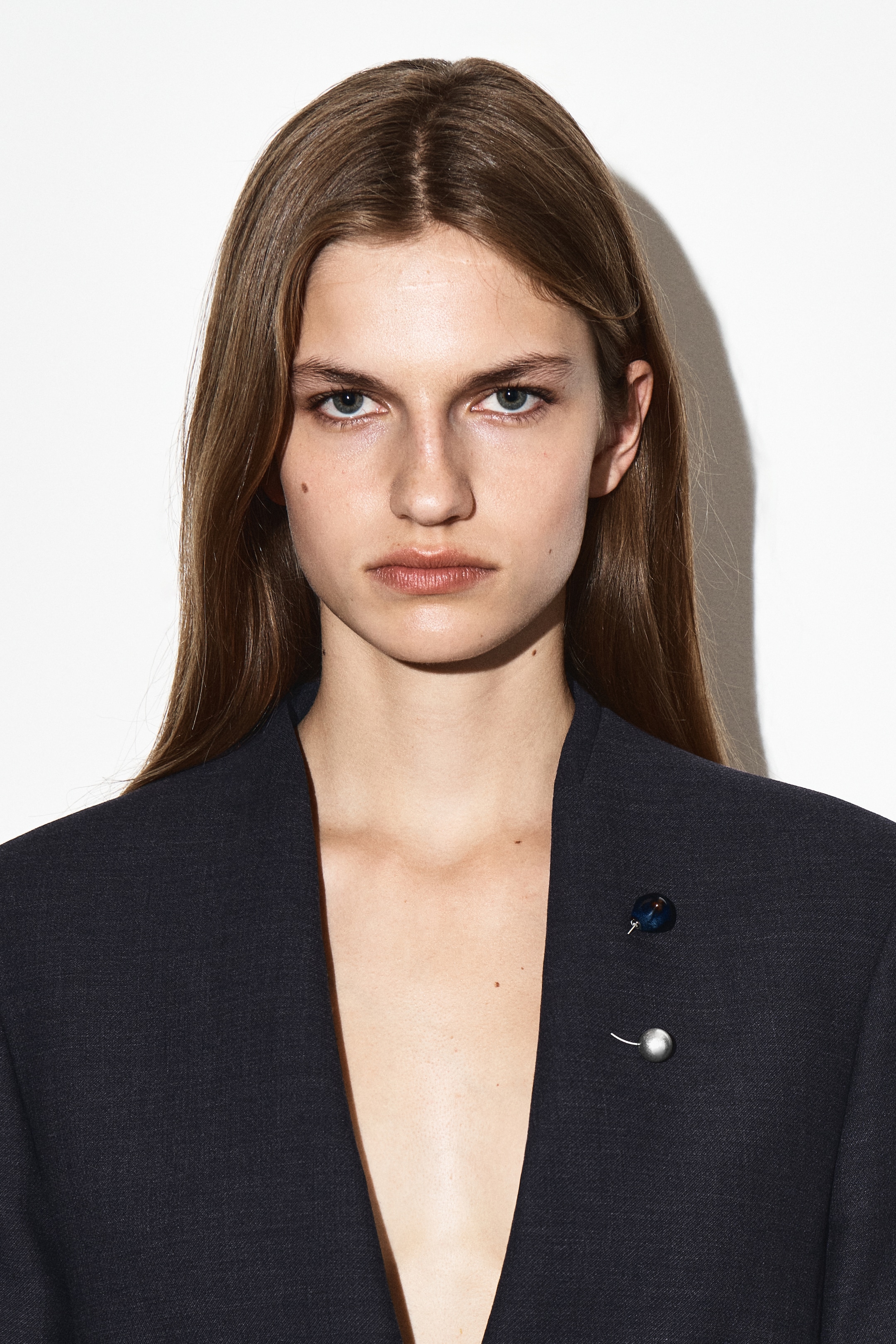 Agrandir l'image: BROCHE EN FIL MÉTALLIQUE AVEC CÉRAMIQUE - ARGENTÉ / BLEU - FEMME | H&M FR 1