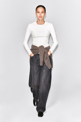 SLIM RIBBED COTTON LONG-SLEEVED TOP — WHITE 2