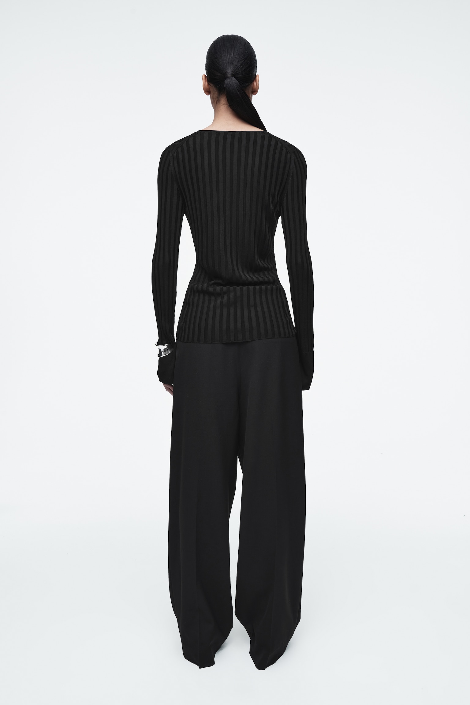 RIB-KNIT LONG-SLEEVED TOP - BLACK - 4