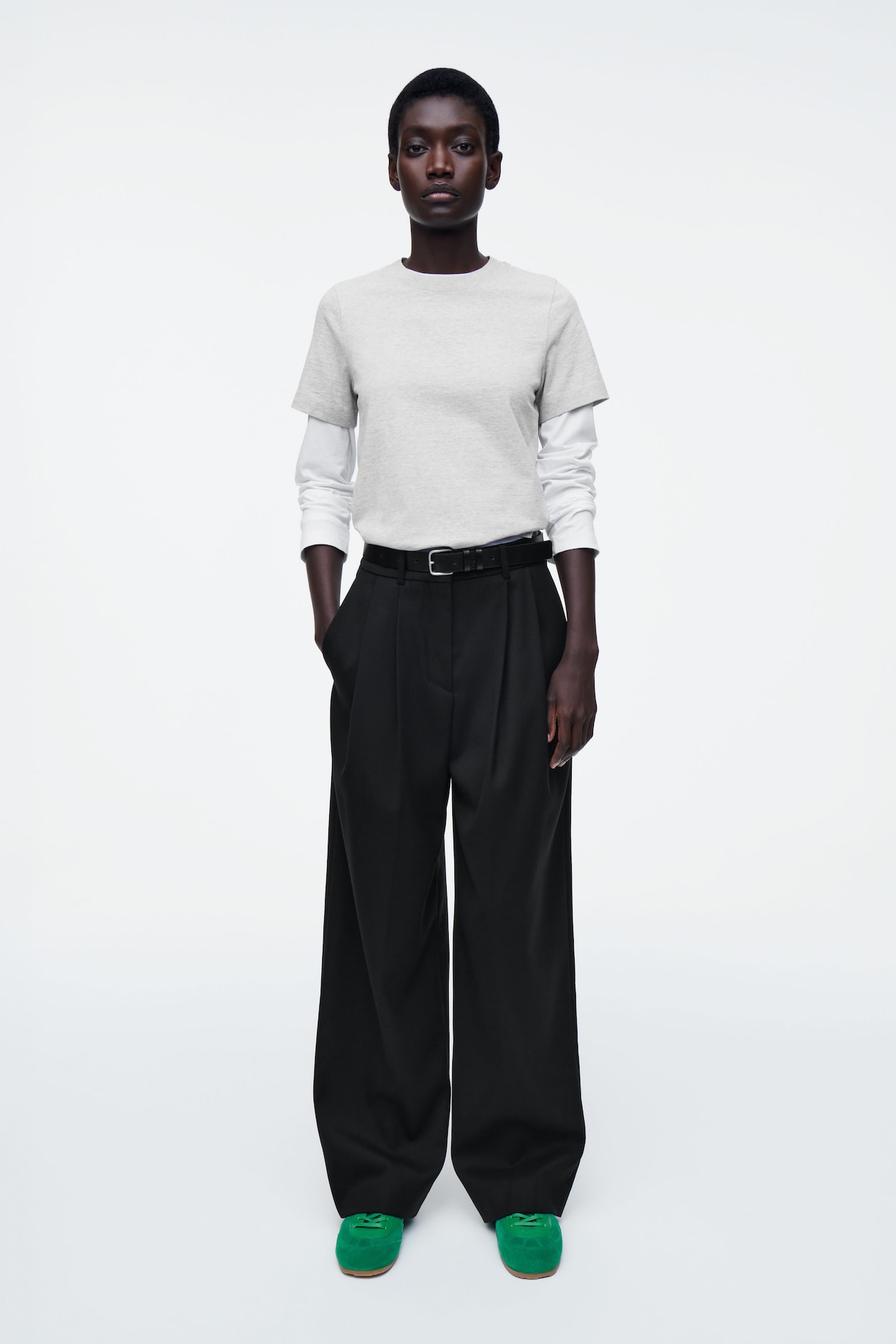 SNEAKERS MINIMAL IN PELLE GIADA COS