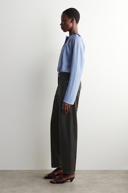 VOLUMINOUS PLEATED BLOUSE — BLUE 3