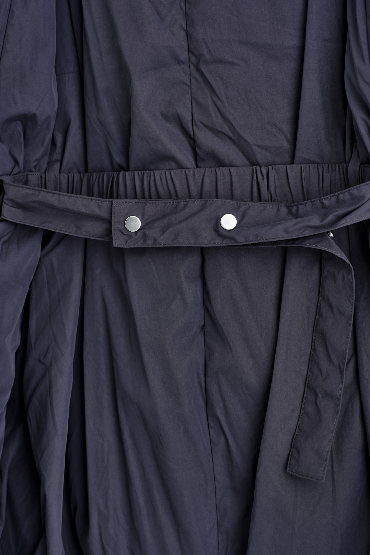 OVERSIZED SCULPTED DOWN PUFFER JACKET — NAVY