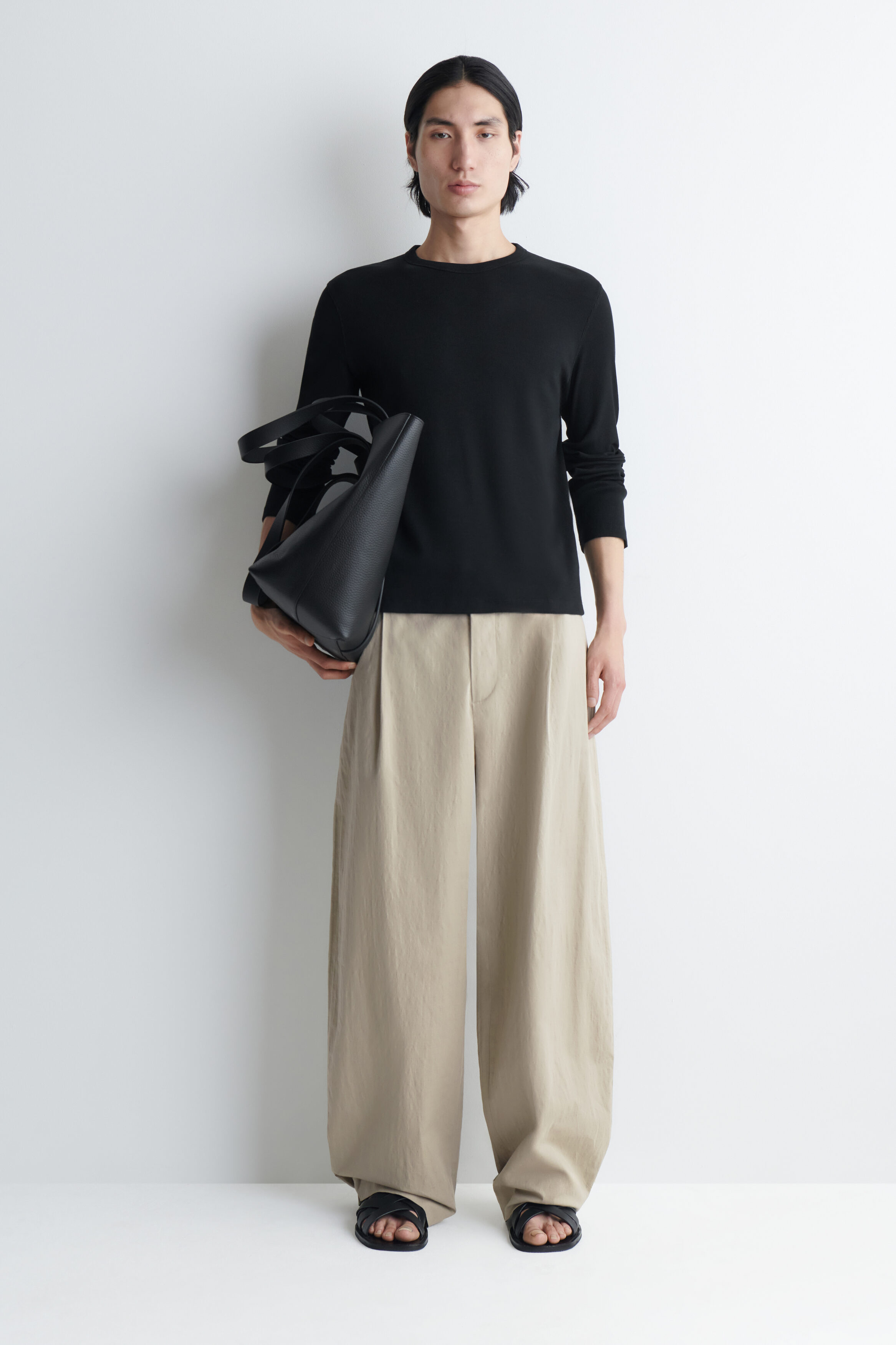 SLIM RIBBED COTTON LONG-SLEEVED T-SHIRT - BLACK | COS NL