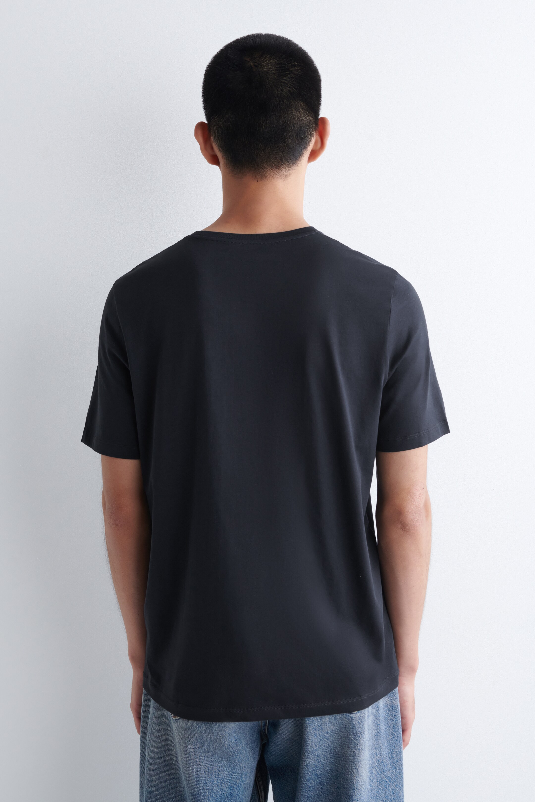 View larger image: 3-PACK COTTON CREW-NECK T-SHIRTS - NAVY / DARK RED / GREEN - Men | H&M GB 6