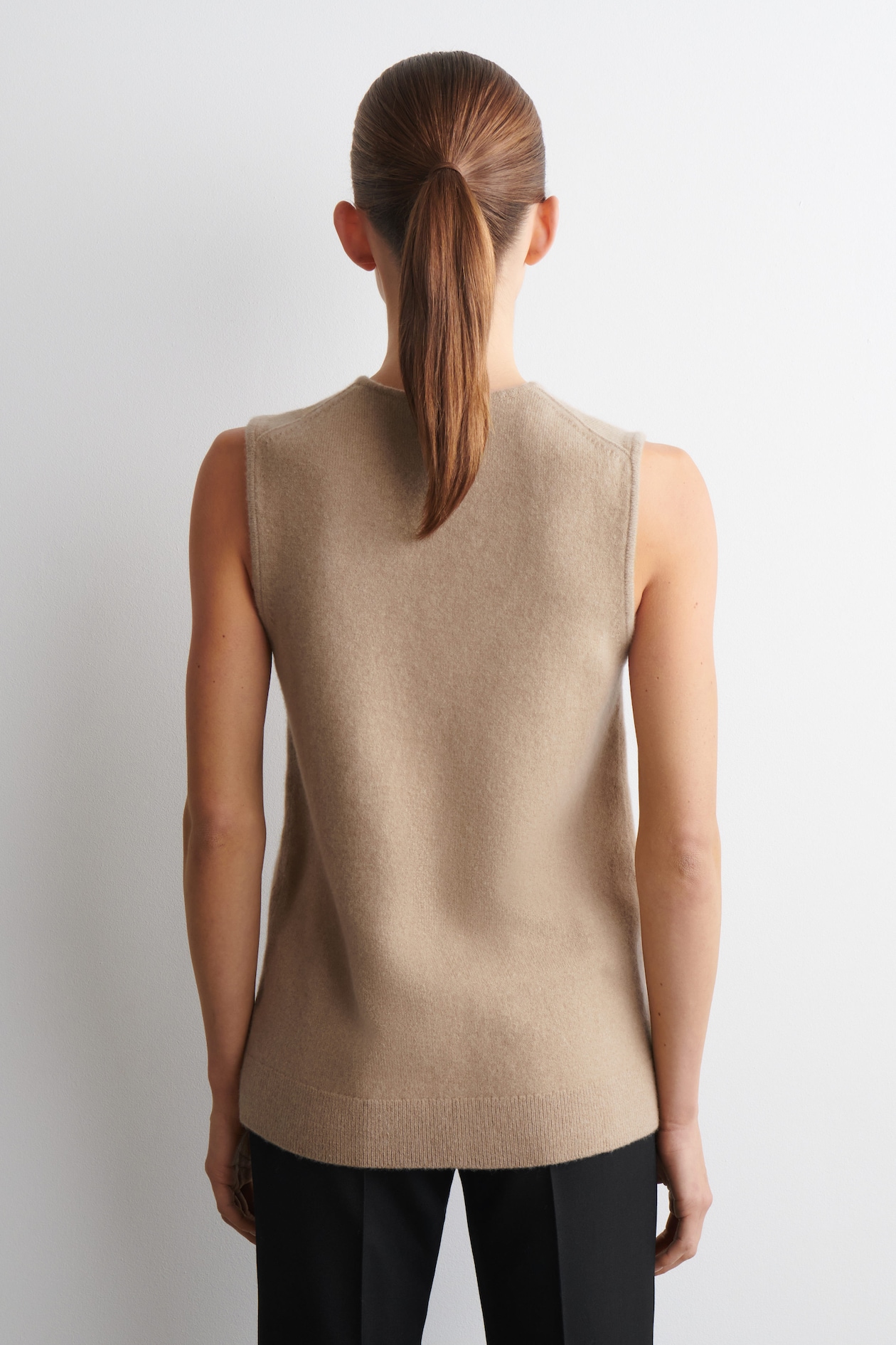 WOOL V-NECK TUNIC VEST — BEIGE MÉLANGE