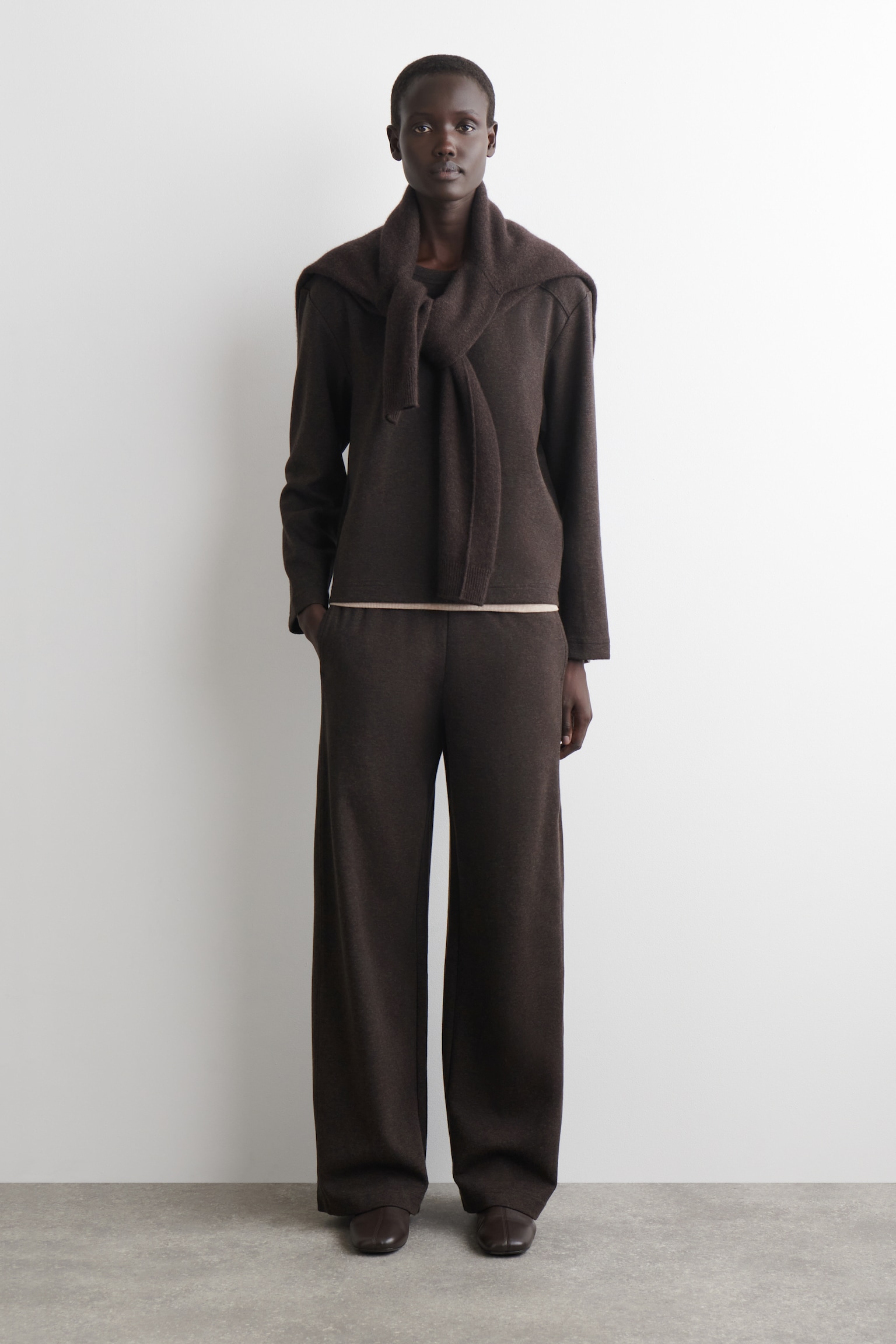 WIDE-LEG COTTON JOGGERS - DARK BROWN/GREY MÉLANGE - 1