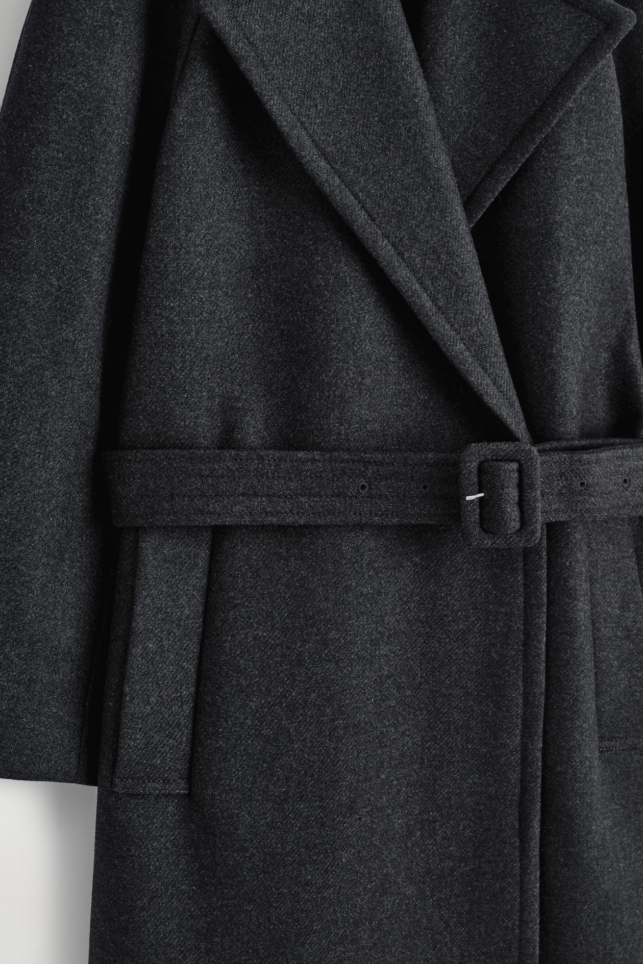 TAILORED BELTED WOOL-TWILL COAT — CHARCOAL