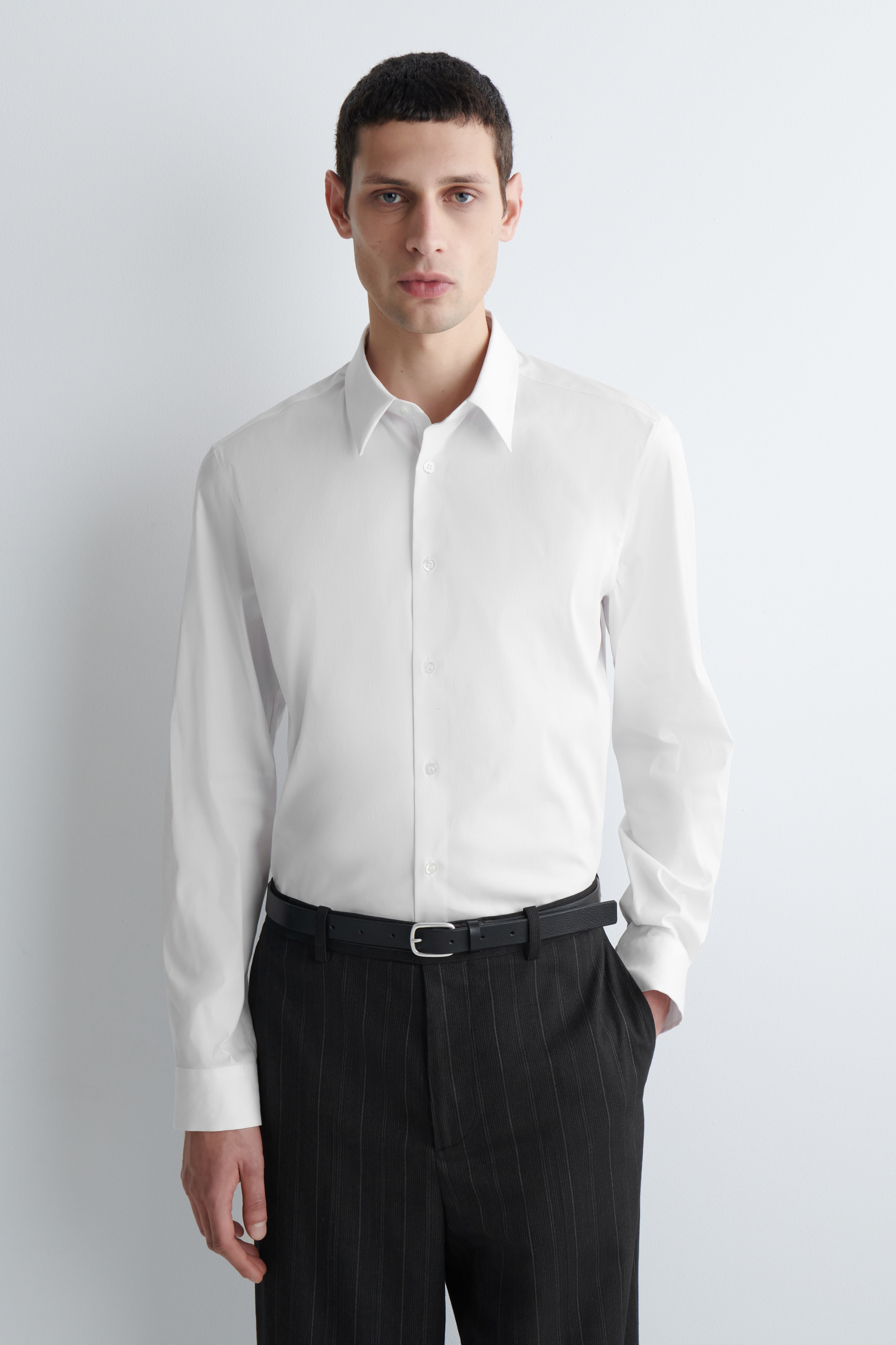 CHEMISE SLIM EN POPELINE DE COTON - BLANC/BLEU MARINE / RAYURES FINES