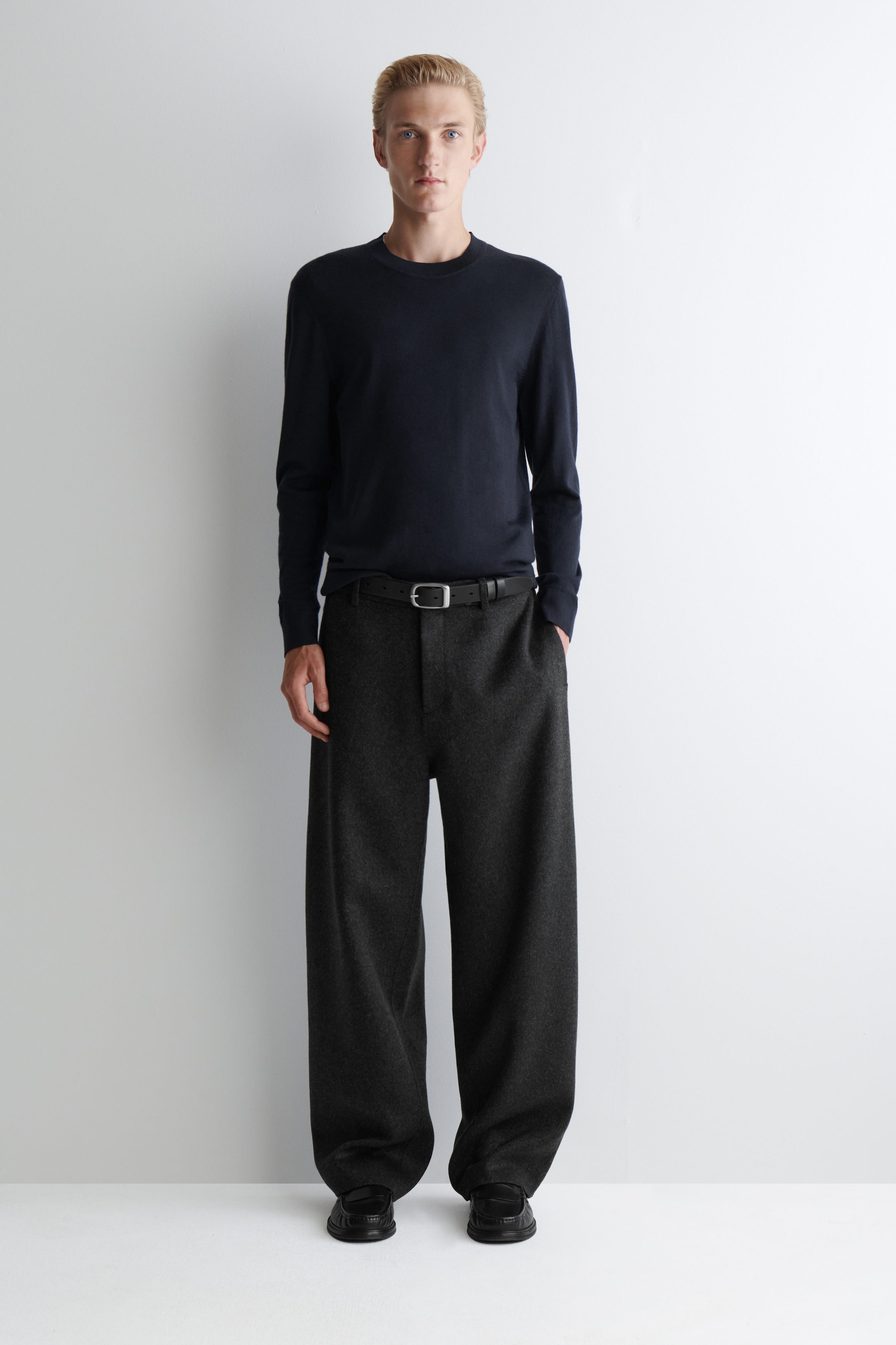 SLIM MERINO WOOL CREW-NECK SWEATER