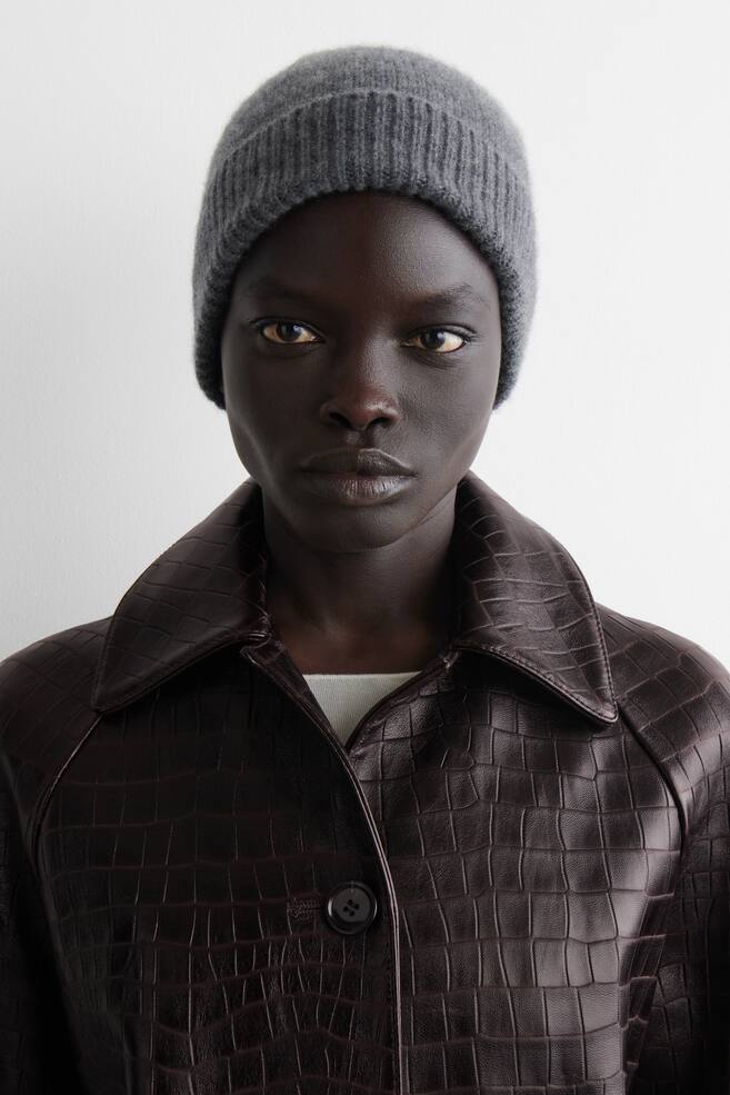 CASHMERE BEANIE - DARK GREY/BLACK - 2