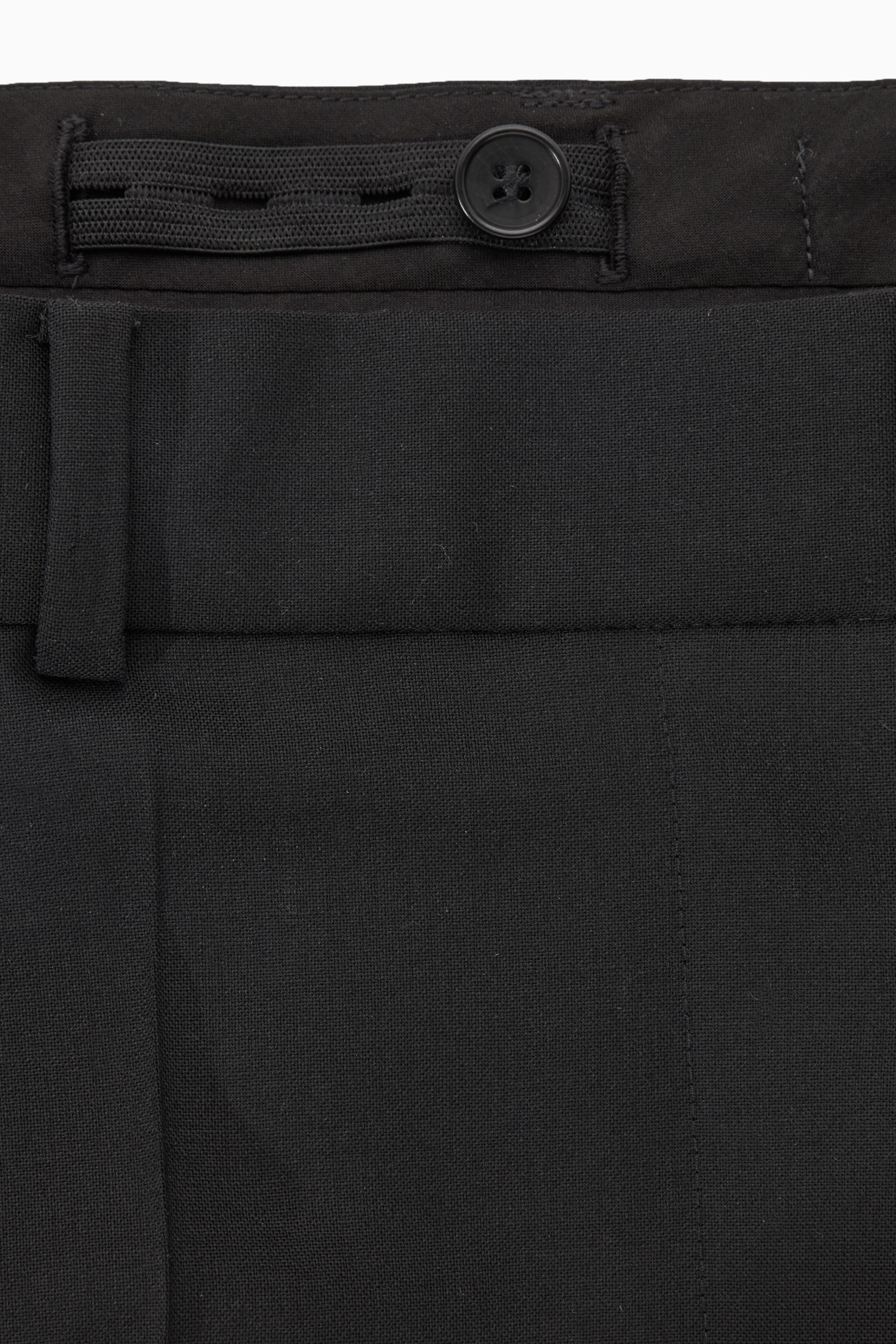 StillMedia/DescriptiveDetail