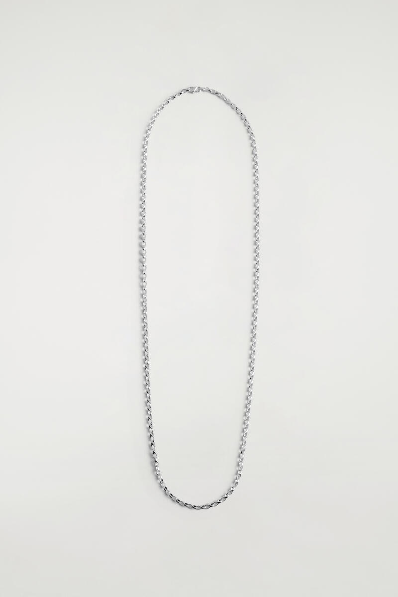 Teardrop-Link Long Chain Necklace
