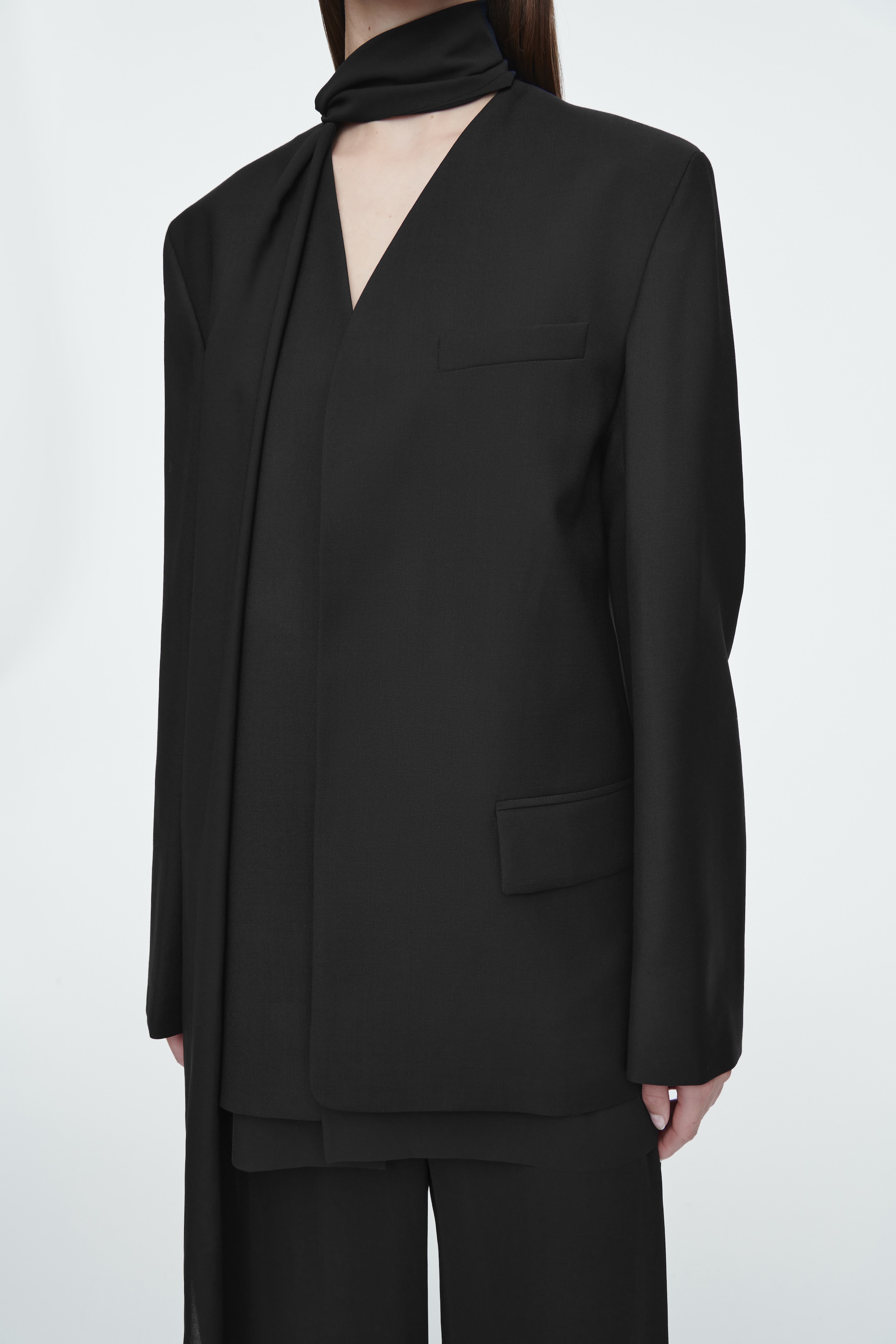Grösseres Bild ansehen: WOLLBLAZER MIT SCHALDETAIL - SCHWARZ - DAMEN | H&M CH 4