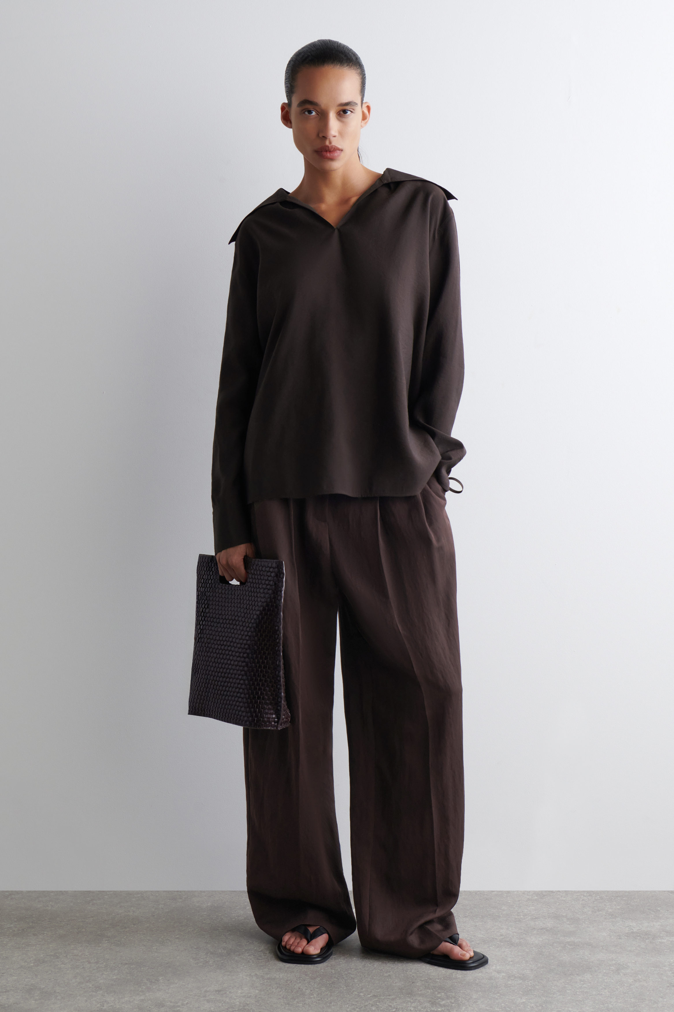 WIDE-COLLAR MODAL BLOUSE - DARK BROWN | COS