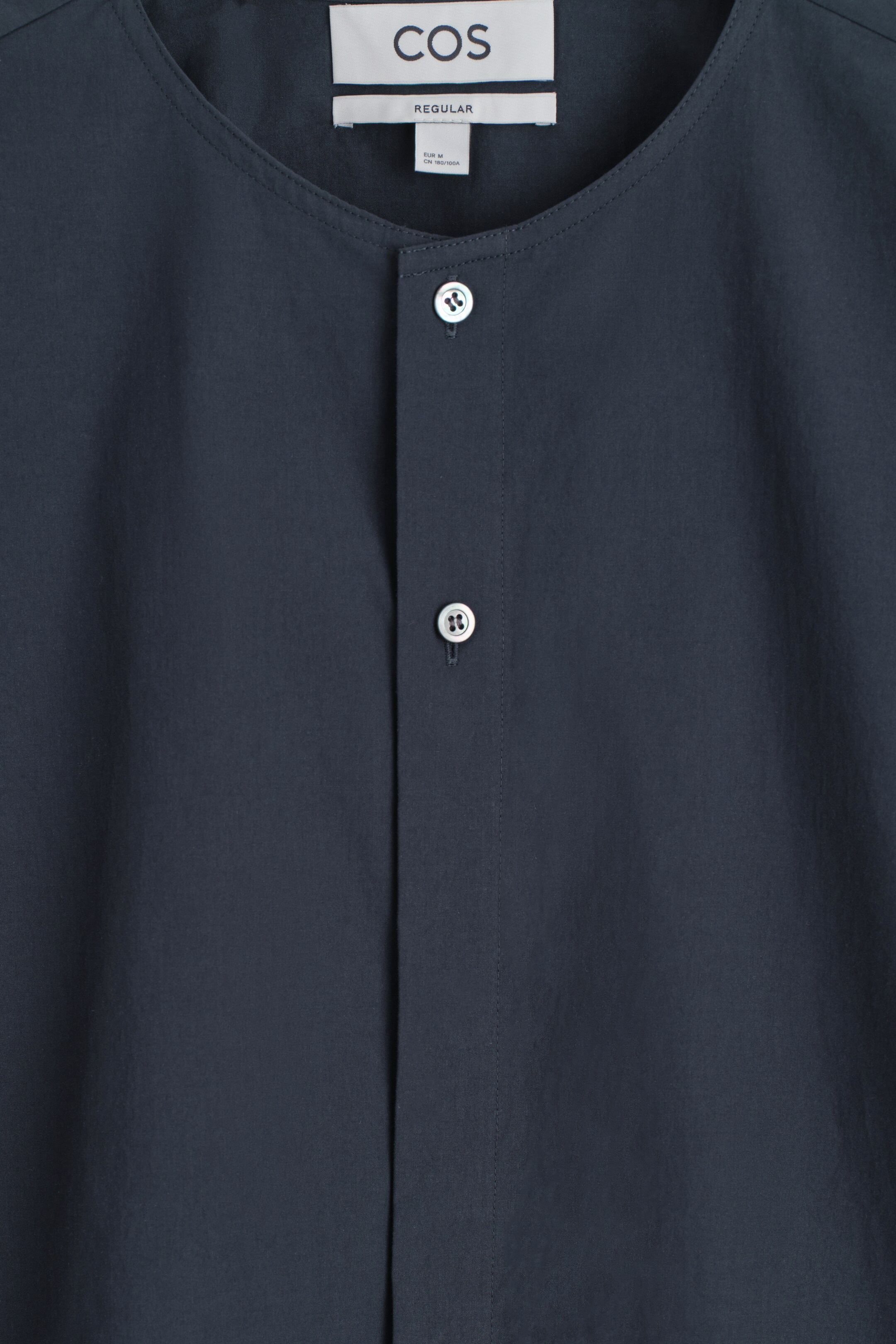 Agrandir l'image: CHEMISE SANS COL EN COTON PIMA - BLEU MARINE - HOMME | H&M BE 7