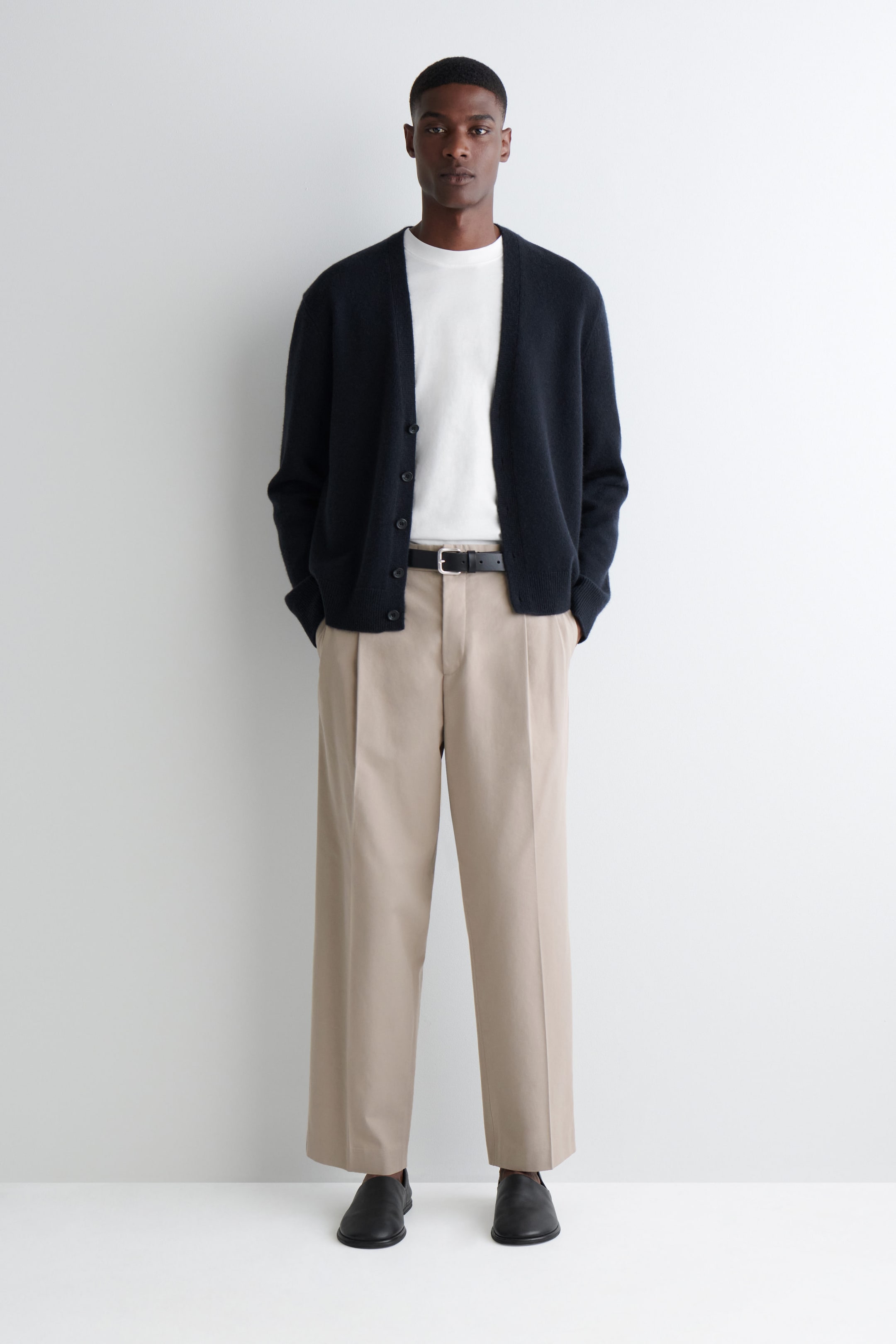 COTTON-TWILL STRAIGHT-LEG PLEATED PANTS