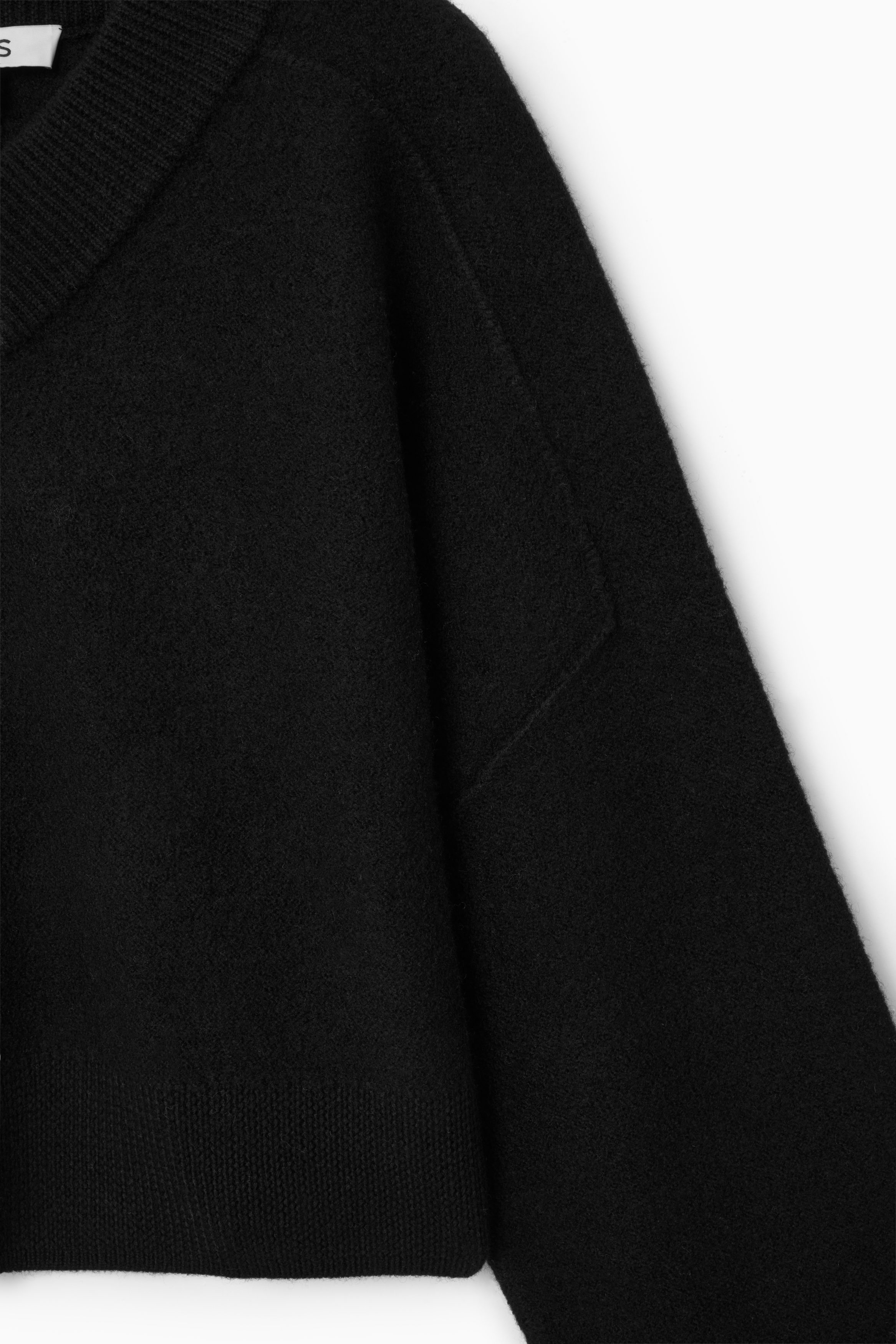 CROPPED V-NECK WOOL SWEATER - BLACK | COS US