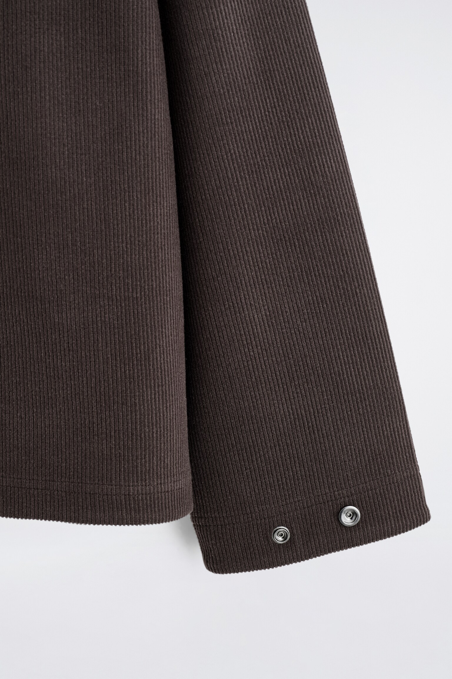 חולצת עליונית עם רוכסן מבד קורדורוי-ג’רזי - חום כהה - 5