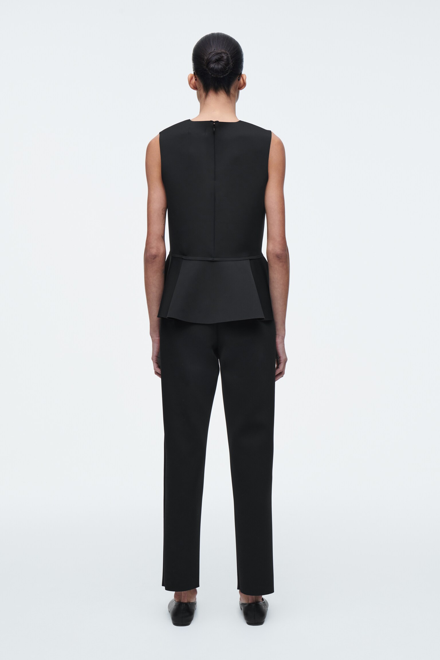 PANTALON CAPRI EN NÉOPRÈNE - NOIR - 5