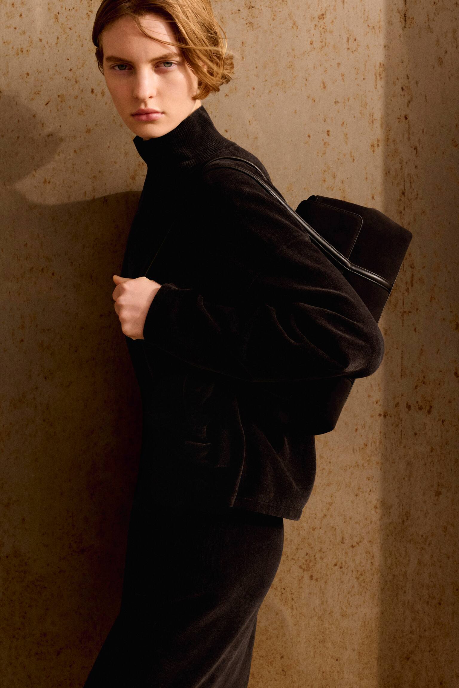 סוודר שניל עם צווארון משפך - 6