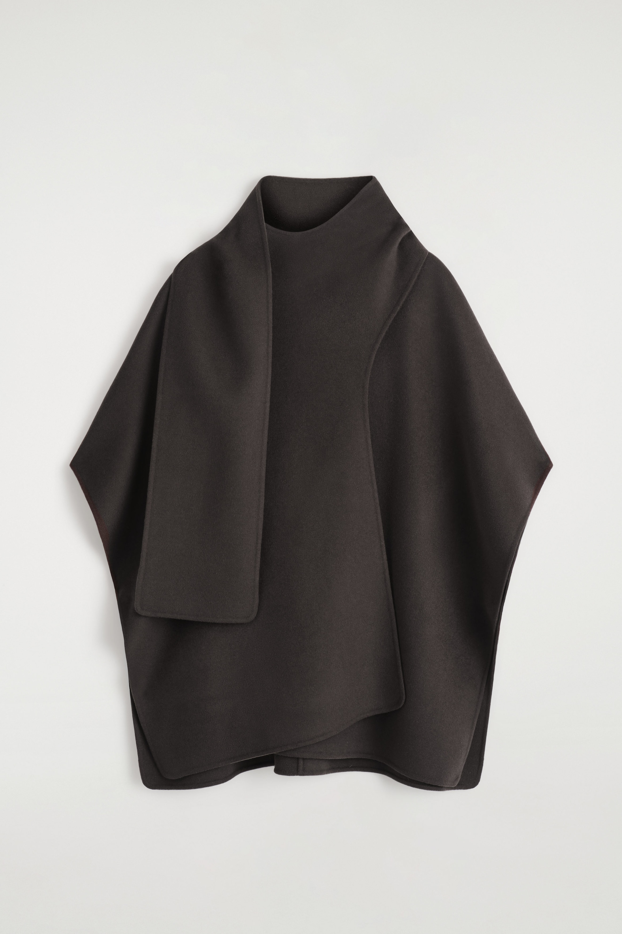 DOUBLE-FACED WOOL SCARF CAPE