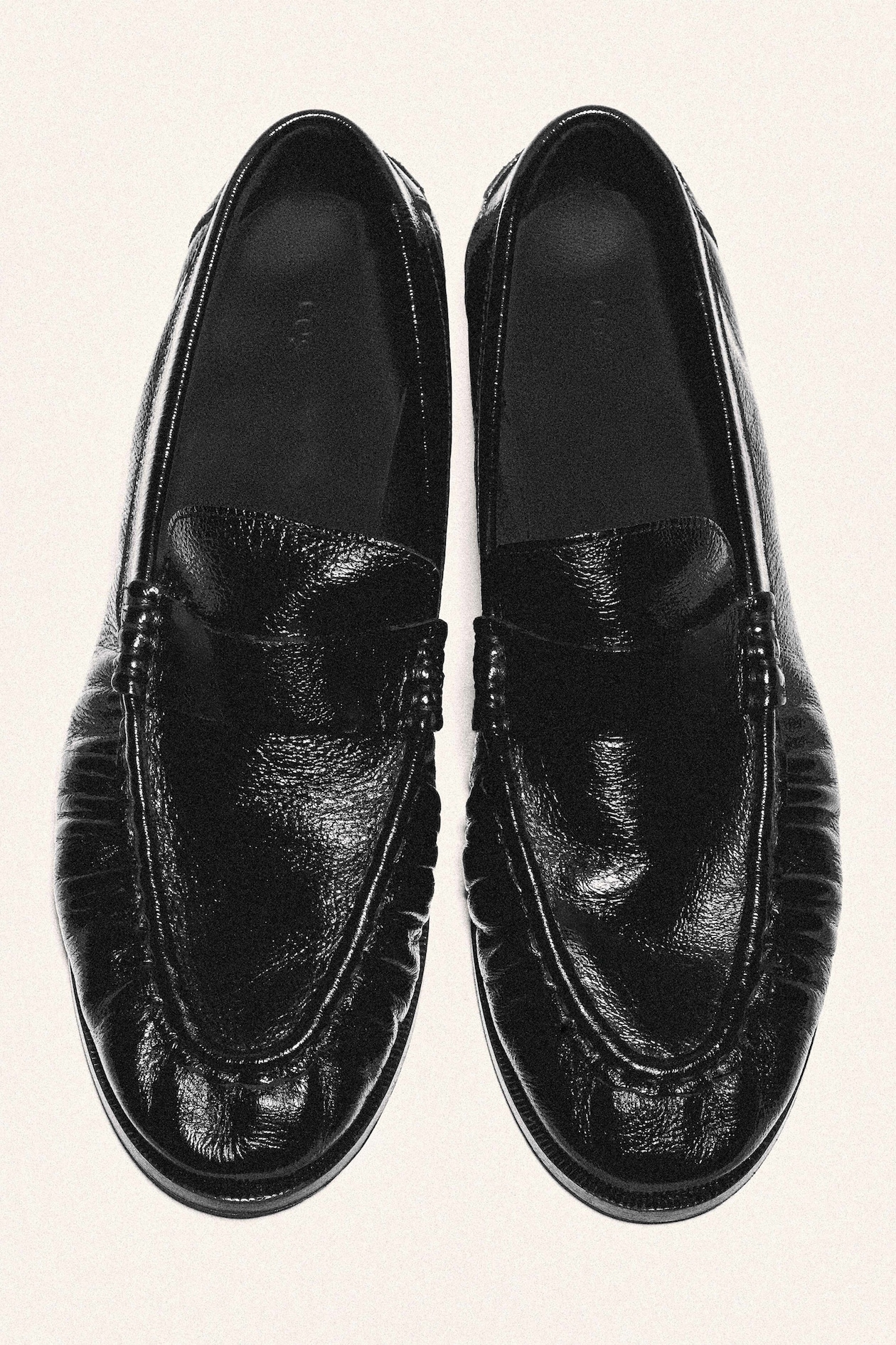 LEATHER MOCCASIN LOAFERS — BLACK