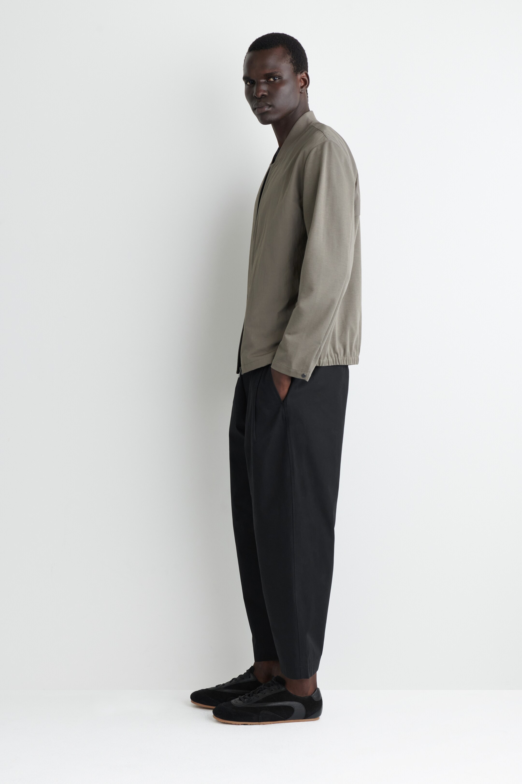 Agrandir l'image: BLOUSON BOMBER À PANNEAUX EN NYLON - GRIS-BRUN - HOMME | H&M CH 3