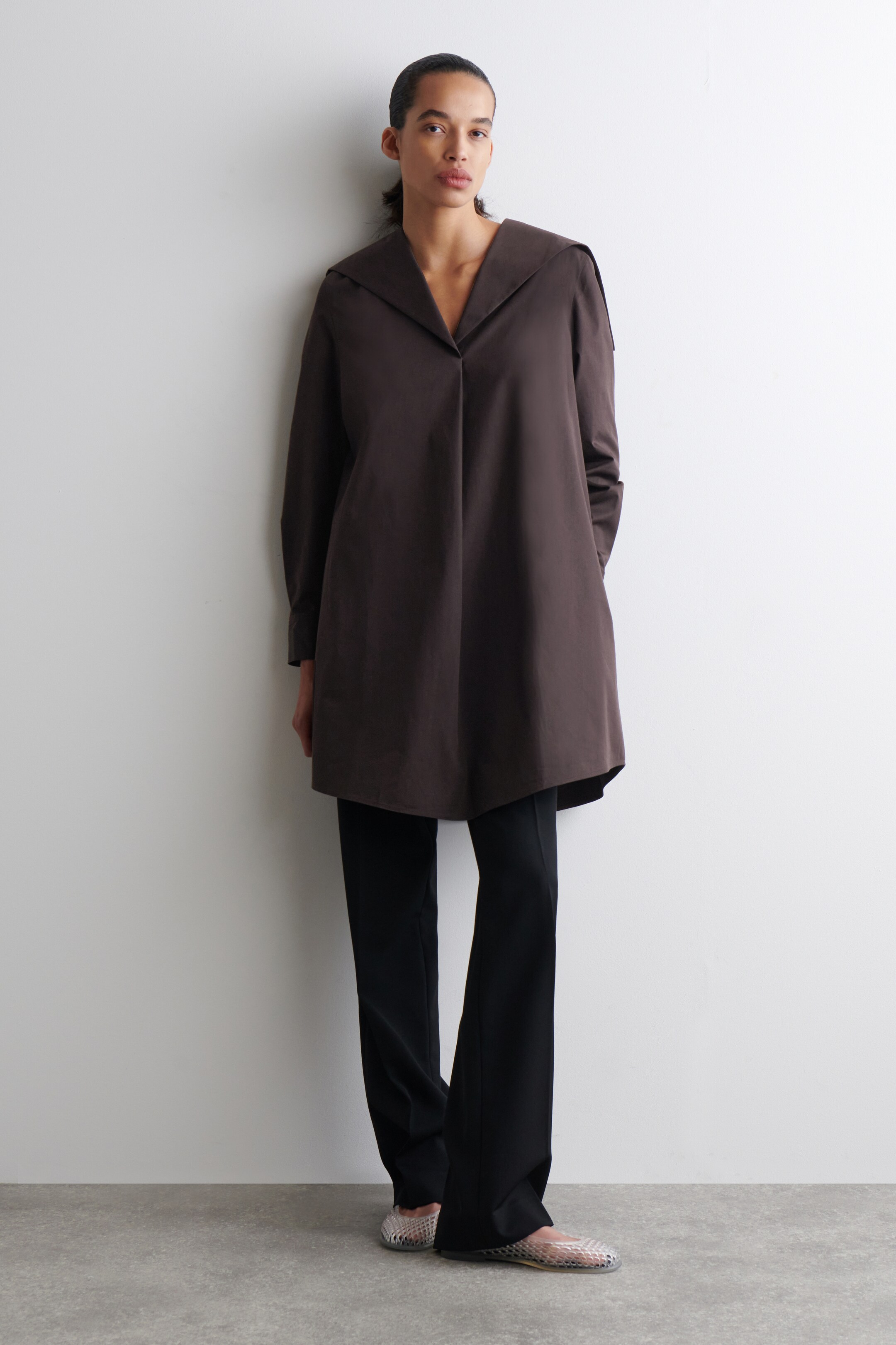 Visualizza immagine più grande: ABITO MINI IN COTONE CON COLLETTO ALLA MARINARA - MARRONE SCURO - DONNA | H&M IT 2