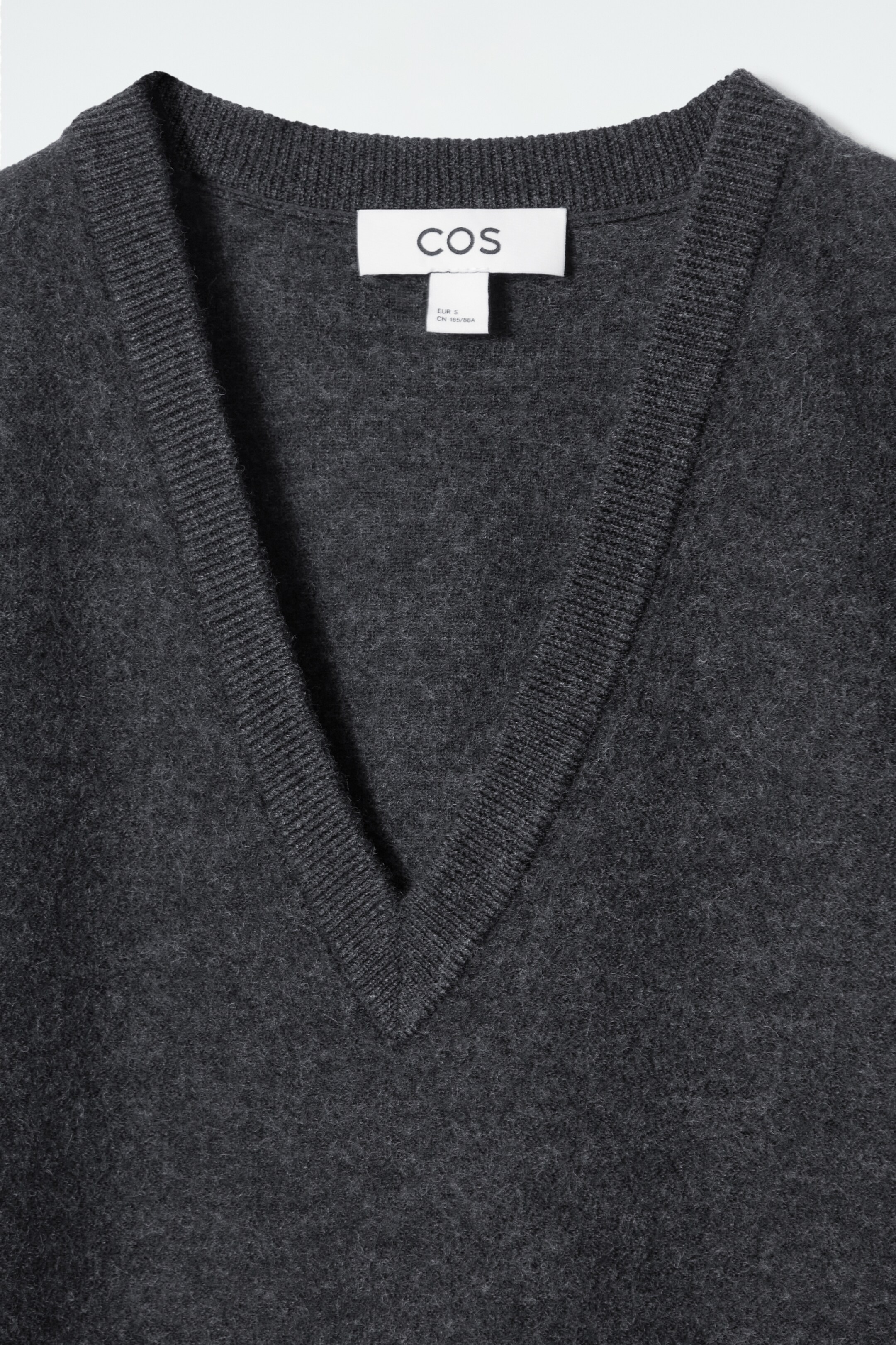 Grösseres Bild ansehen: OVERSIZED-PULLUNDER AUS GEKOCHTER WOLLE - Dunkelgrau - DAMEN | H&M CH 2