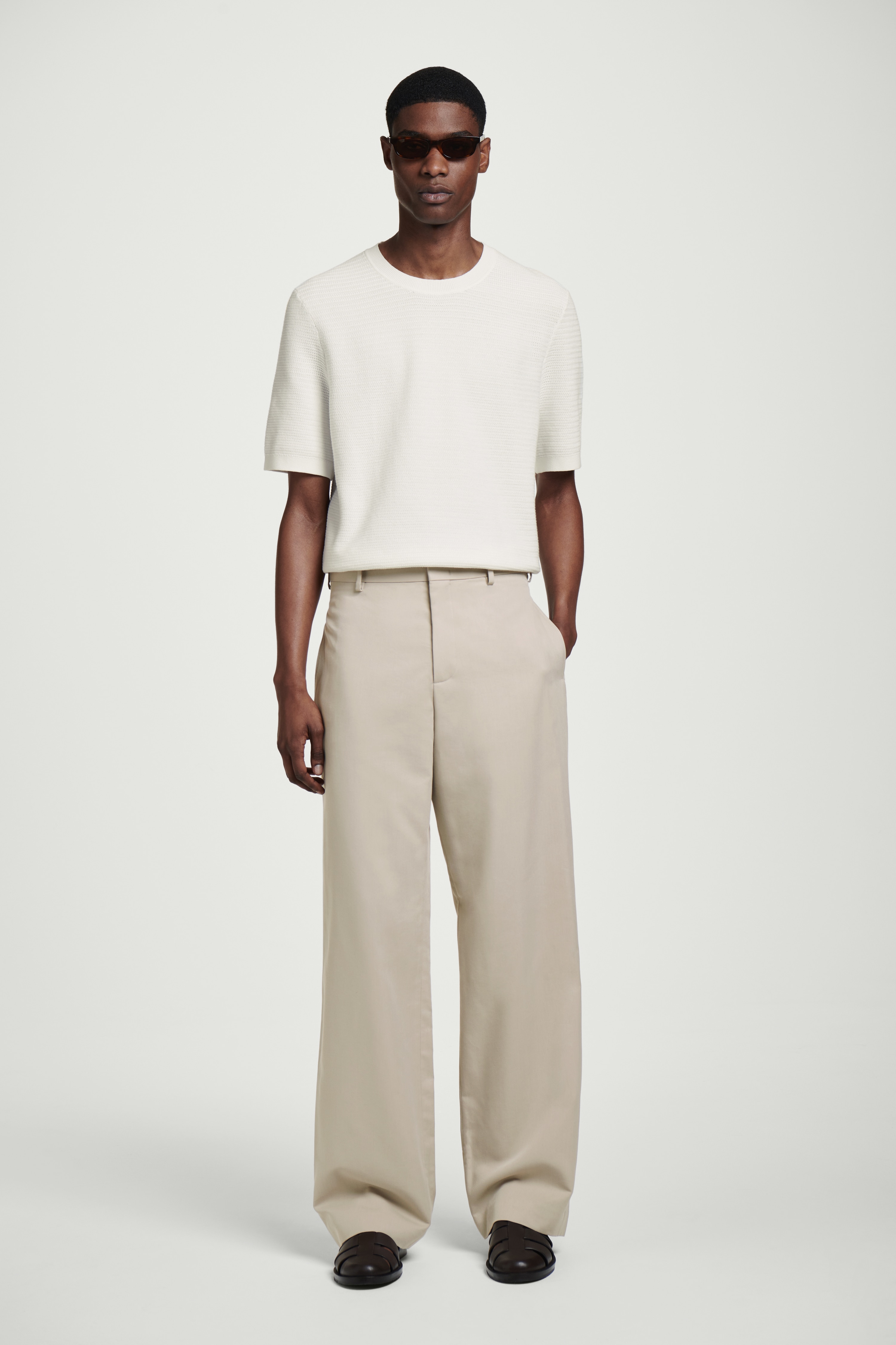 Uvoľnené rovné nohavice na mieru - HNEDÁ