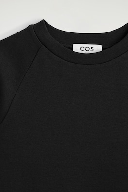 SLIM COTTON RAGLAN T-SHIRT — BLACK 6