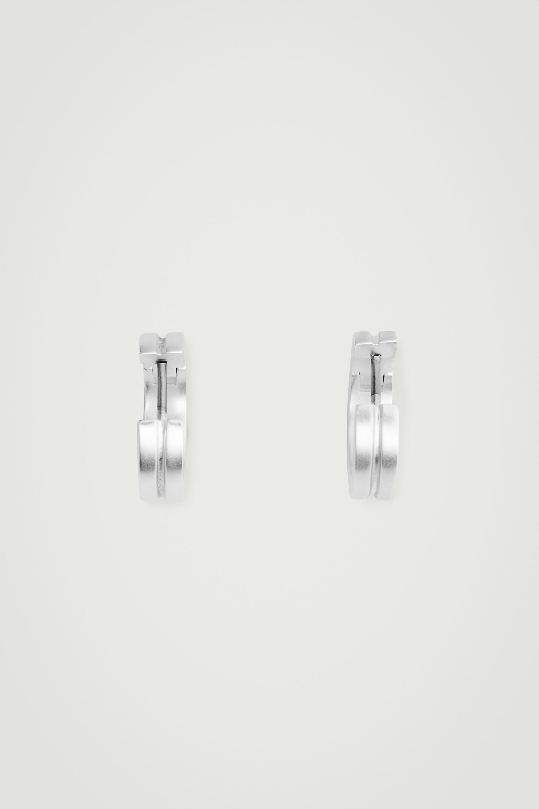 StillMedia/DescriptiveDetail