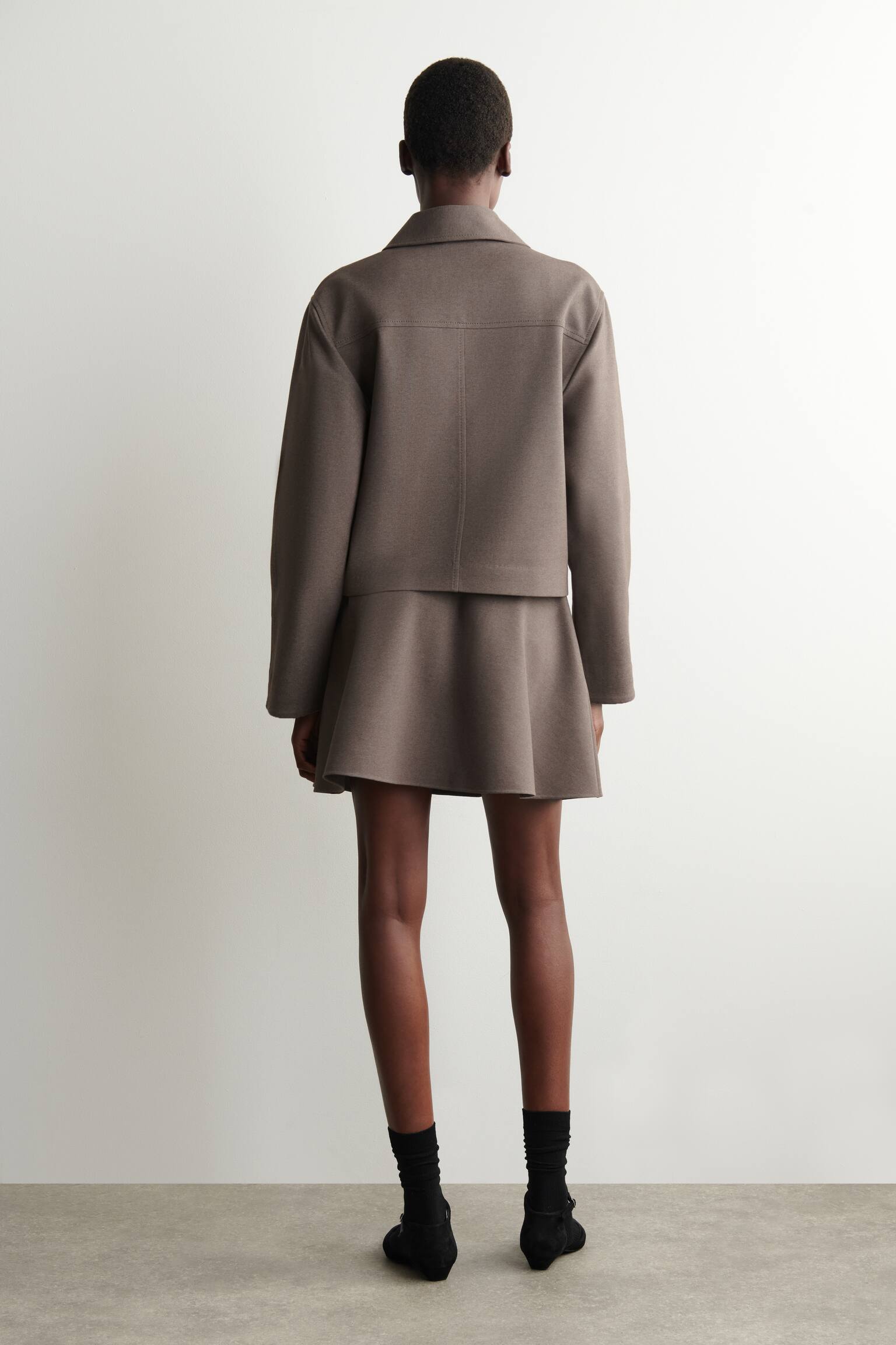 MINIFALDA ACAMPANADA ELÁSTICA - MARRÓN - 4