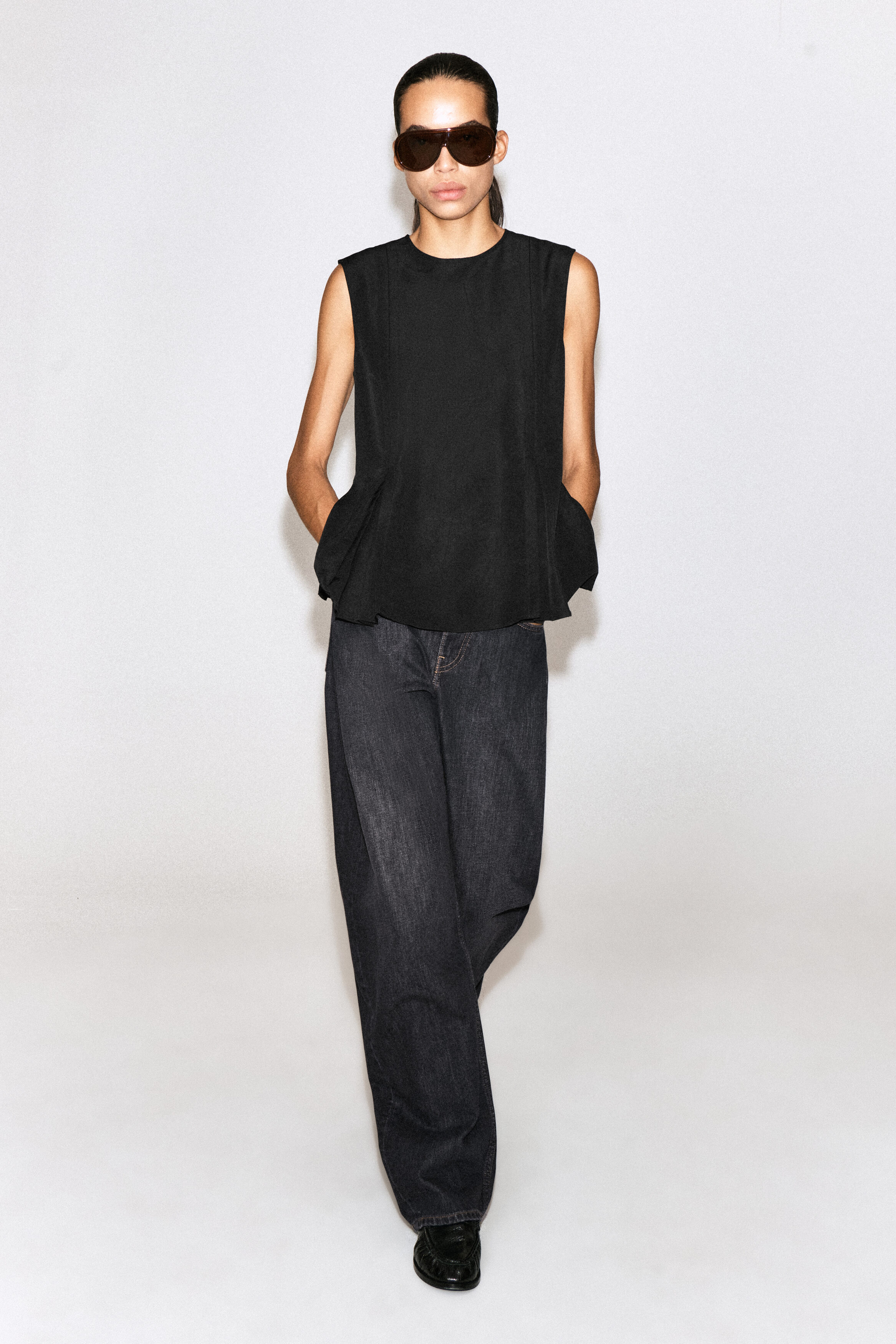 PLEATED PEPLUM TOP - thumbnail 3