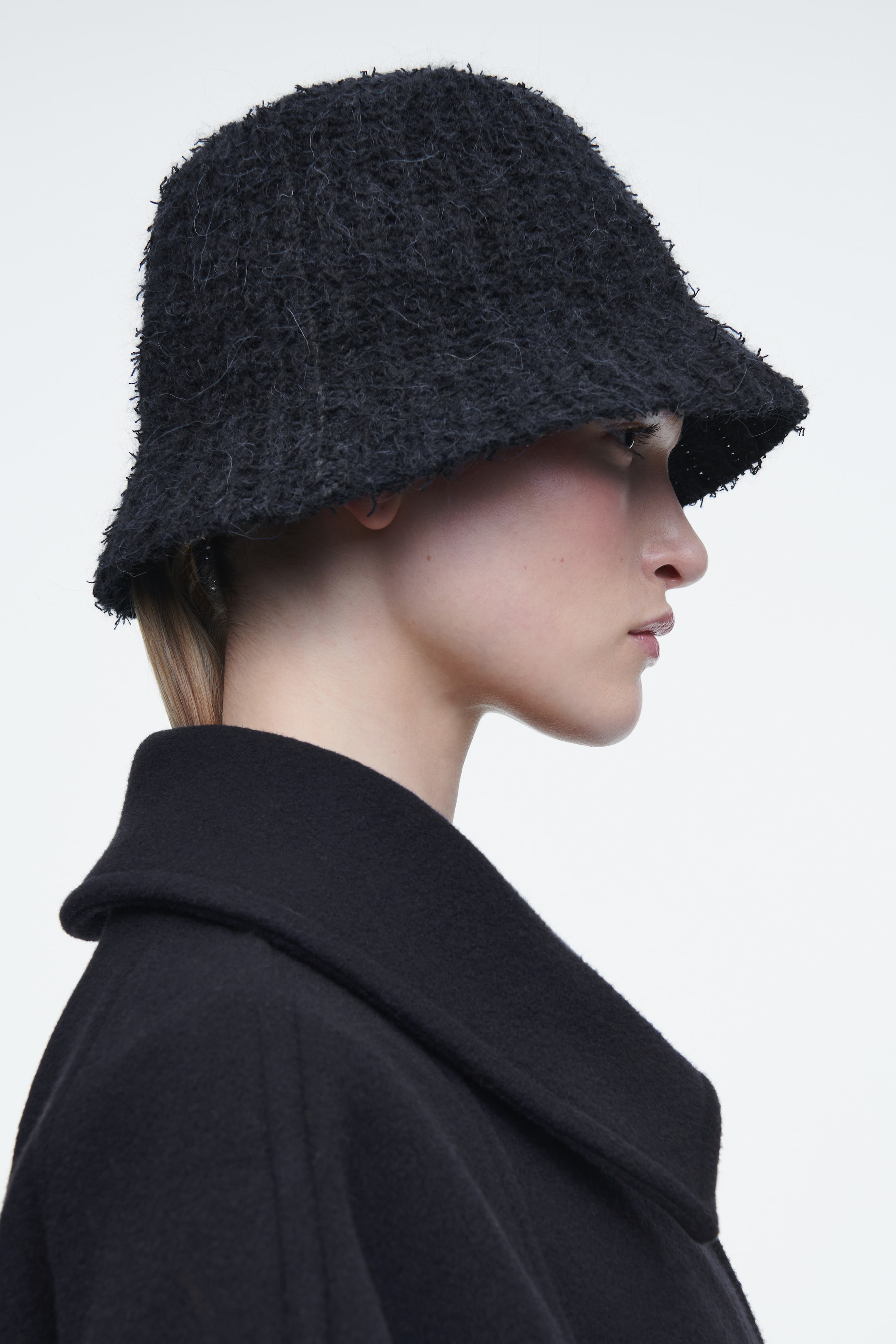 Grösseres Bild ansehen: STRUKTURIERTER FISCHERHUT - INDIGOBLAU - DAMEN | H&M CH 2
