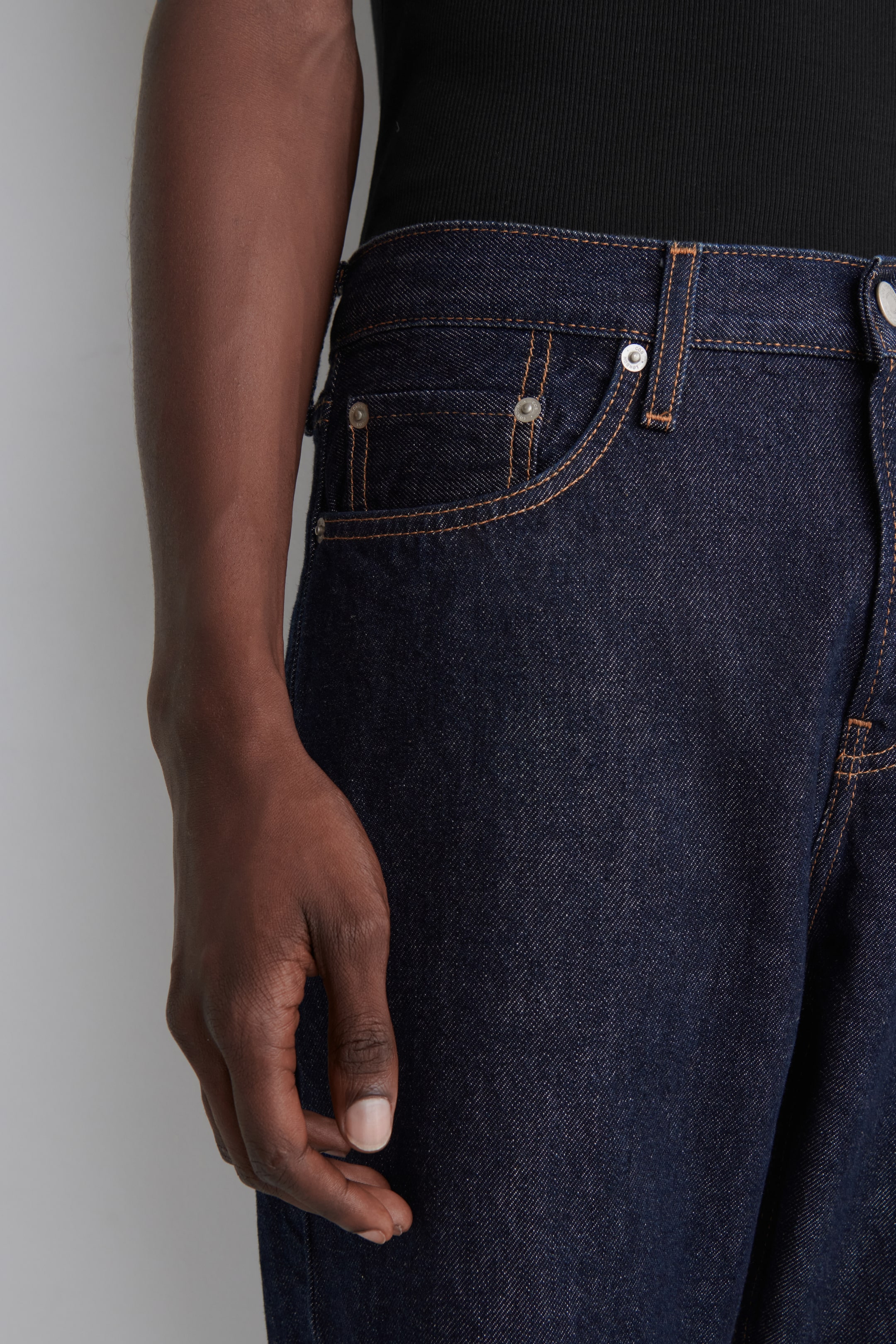 Größeres Bild anzeigen: PIER JEANS MIT SCHMALEM BEIN - Dunkelblau - Men | H&M AT 2