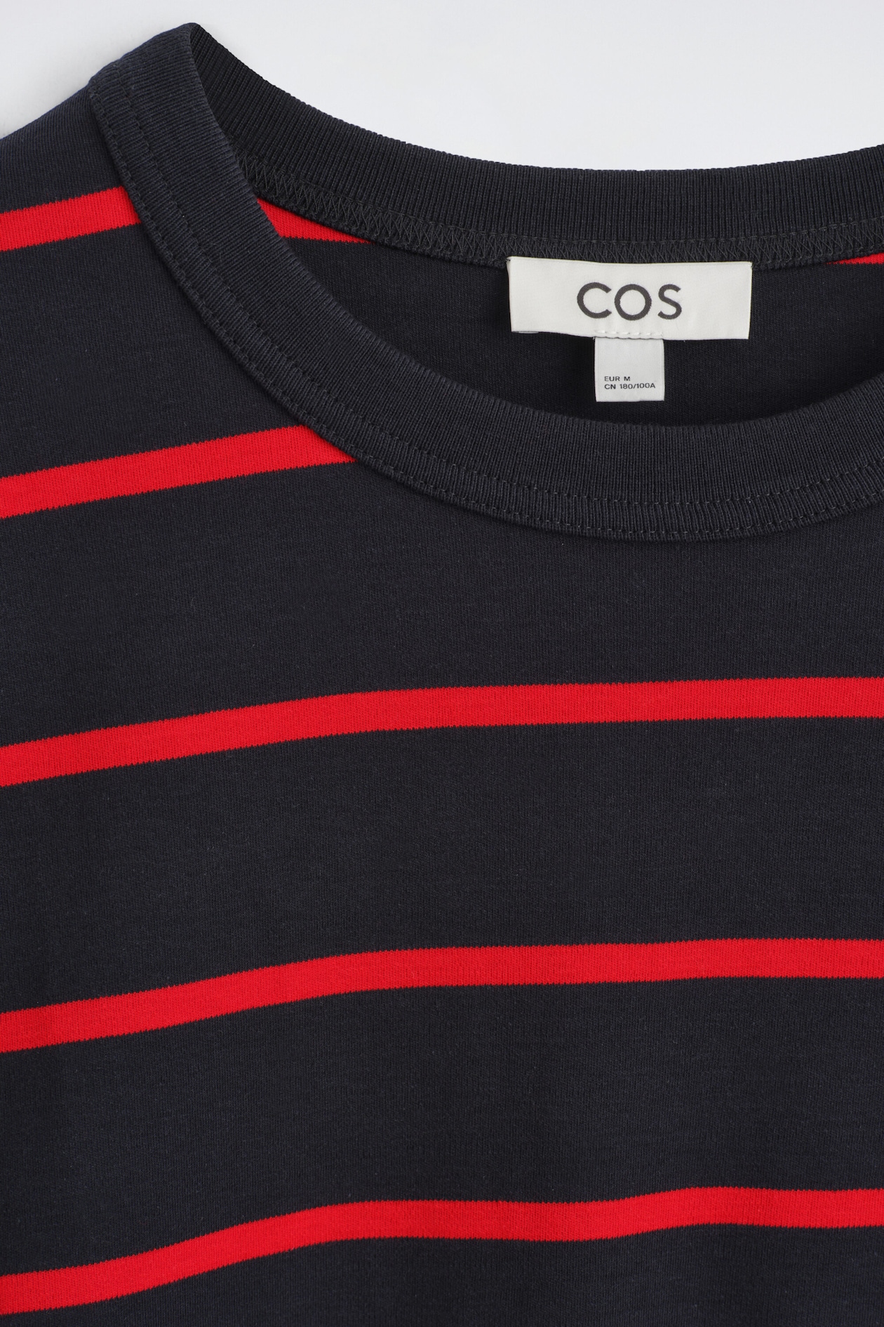 RELAXED JERSEY INTERLOCK LONG-SLEEVED T-SHIRT — NAVY / RED / STRIPED