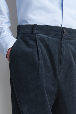 CORDUROY RELAXED-FIT TAPERED PANTS — NAVY 4