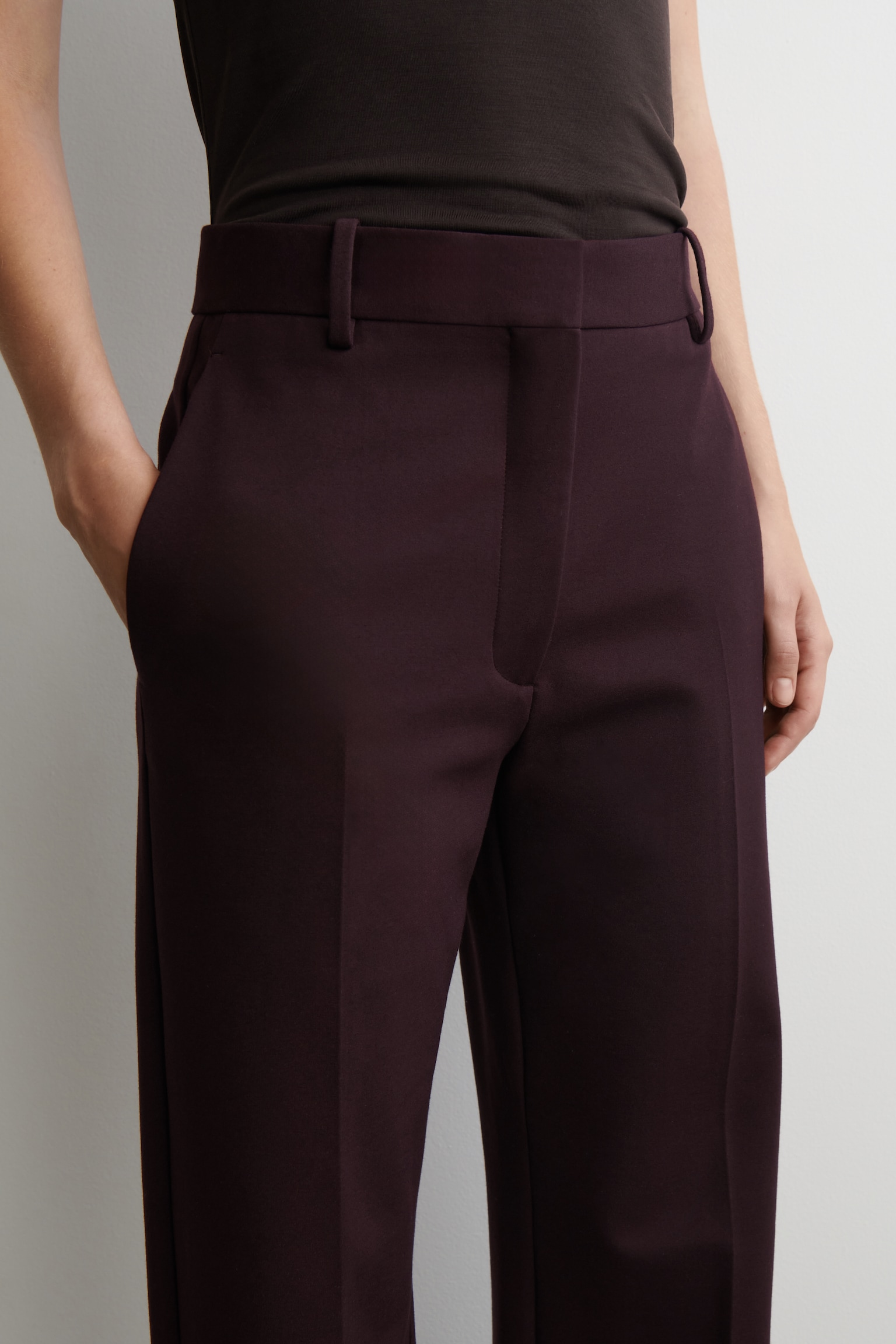 TAILORED STRAIGHT-LEG TROUSERS - BURGUNDY/BLACK - 4