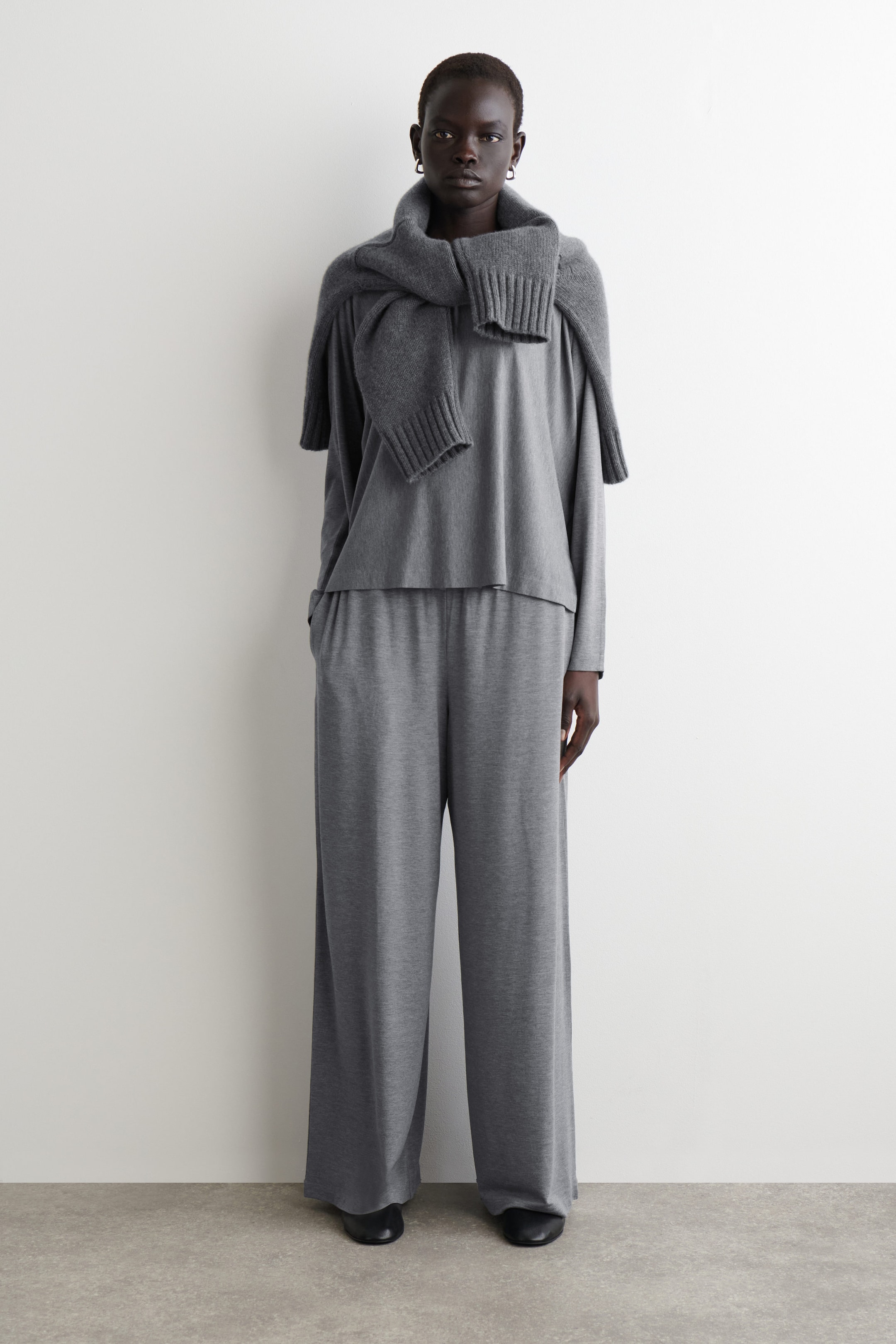 FLUID JERSEY LONG-SLEEVED TOP